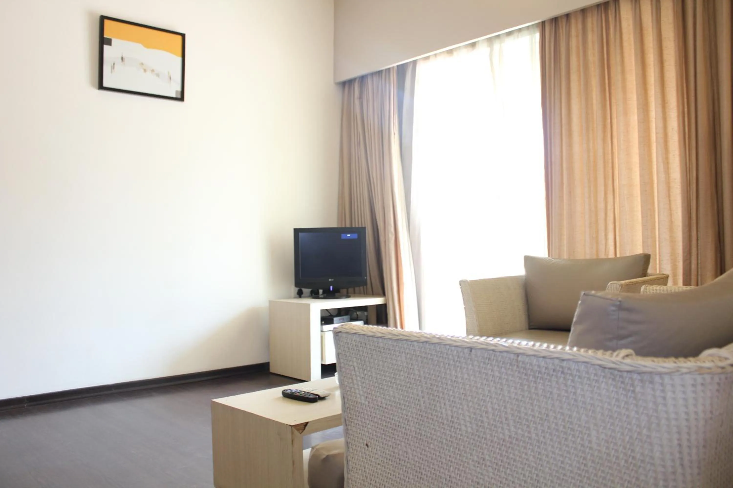 Living room in AMC Comforts