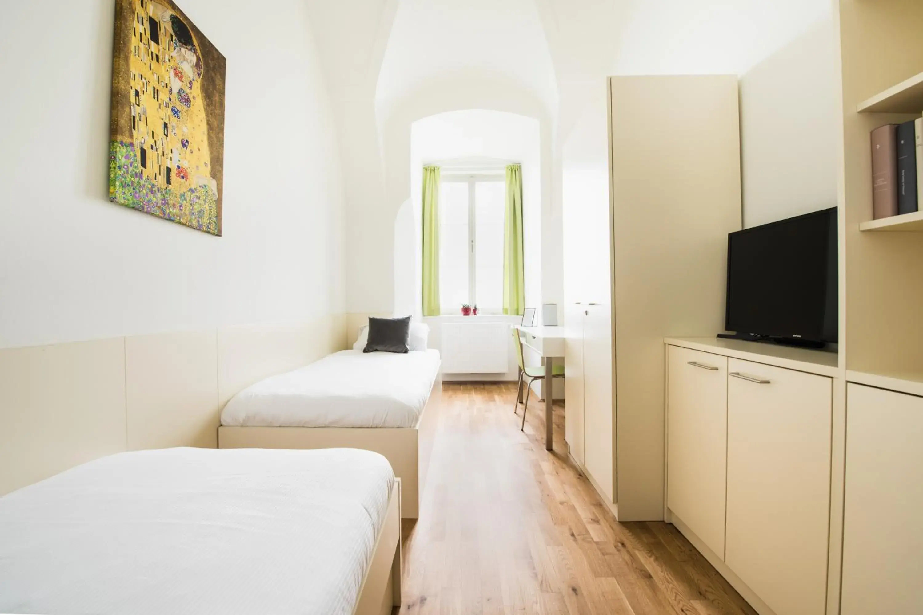 Bed in myNext - Johannesgasse Apartments Bed in myNext - Johannesgasse Apartments