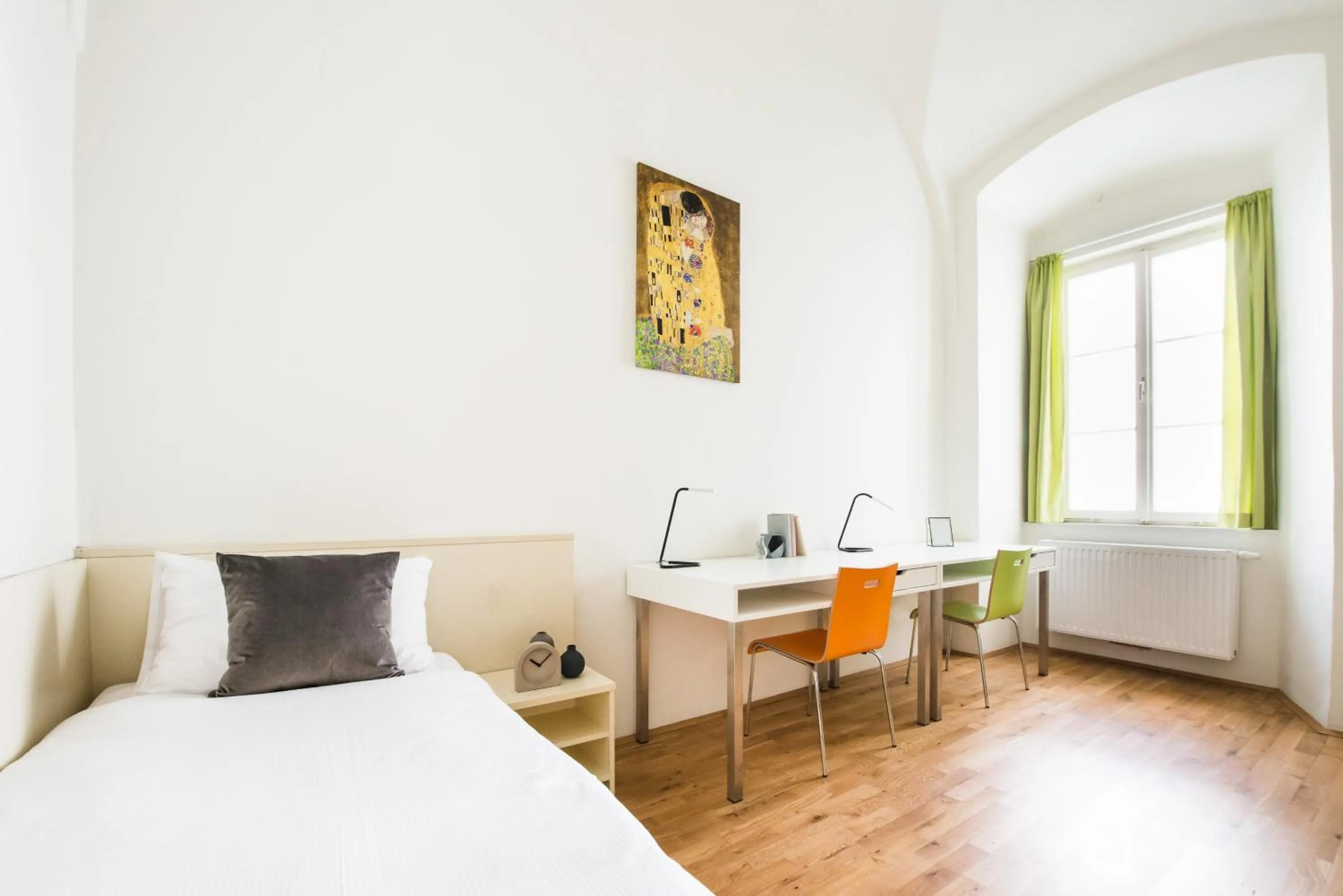 Bed in myNext - Johannesgasse Apartments