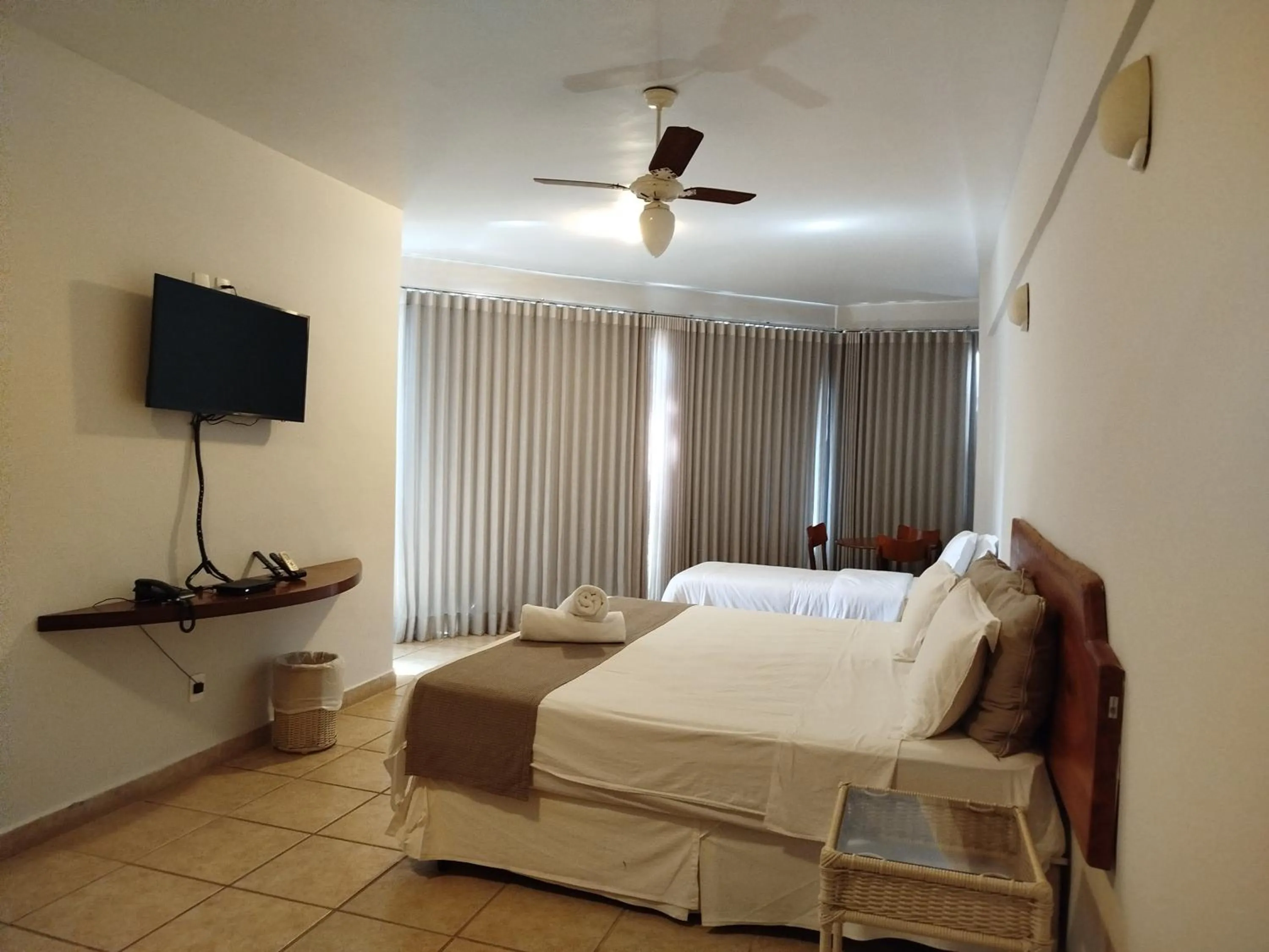 Hotel Lago do Sol