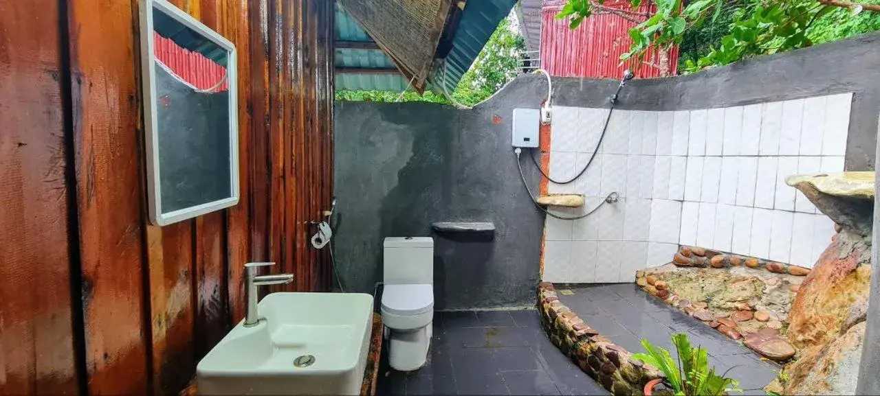 Family Room with Balcony - single occupancy in Europe Enchanted Bungalow Koh Rong Family Room with Balcony - single occupancy in Europe Enchanted Bungalow Koh Rong