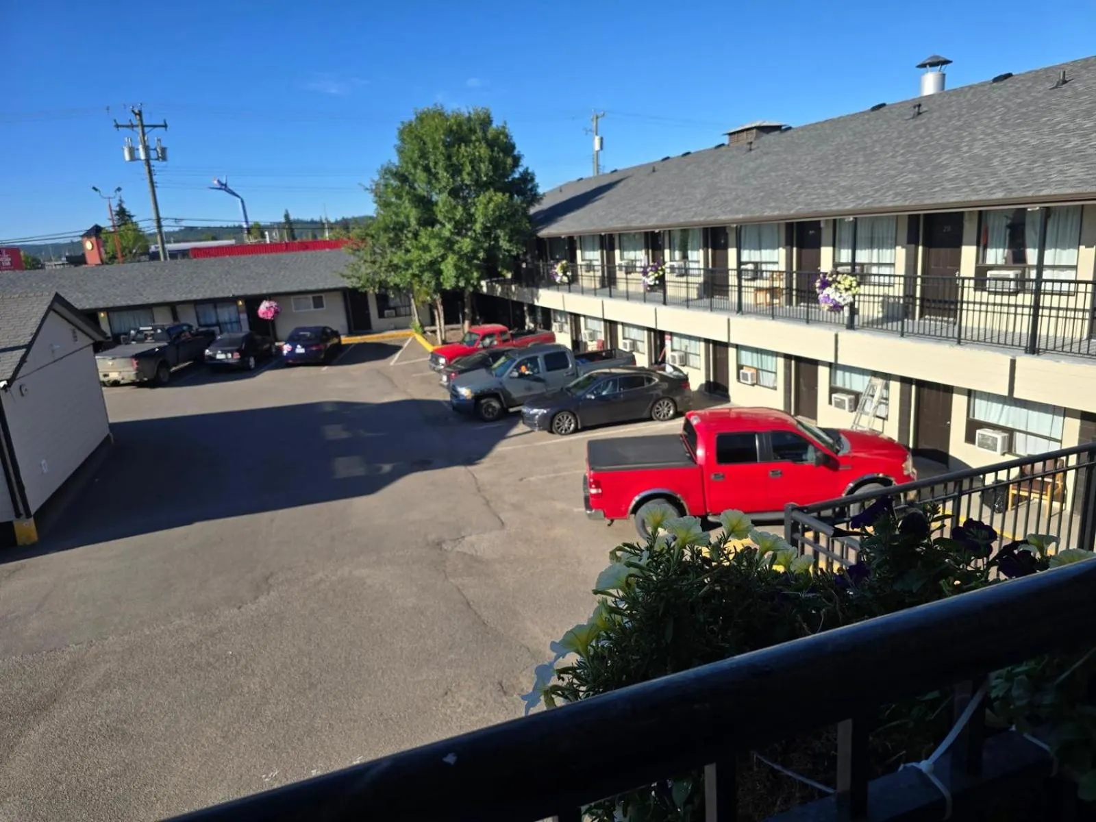 Property building in Camelot Court Motel