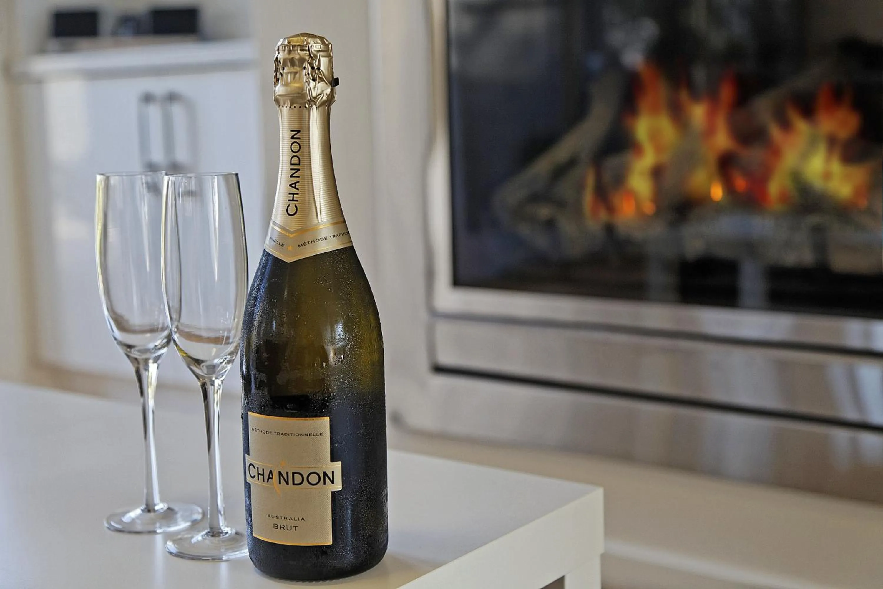 Alcoholic drinks in Emerald Ridge