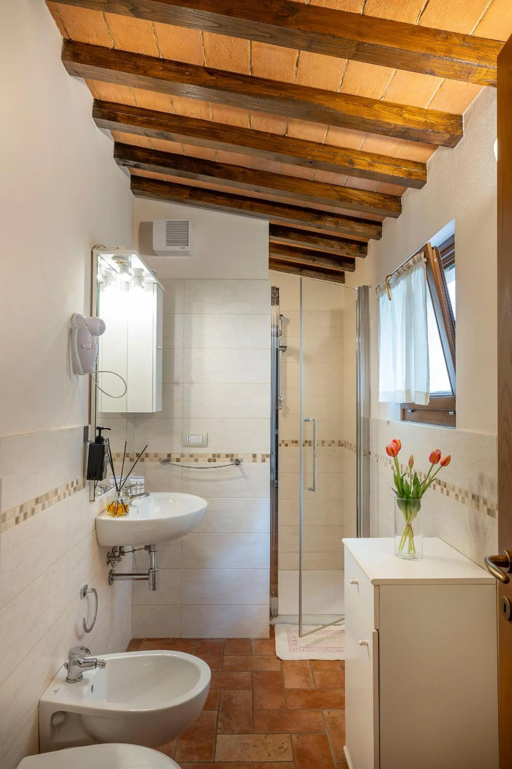 Bathroom in La Finestra d'Arezzo