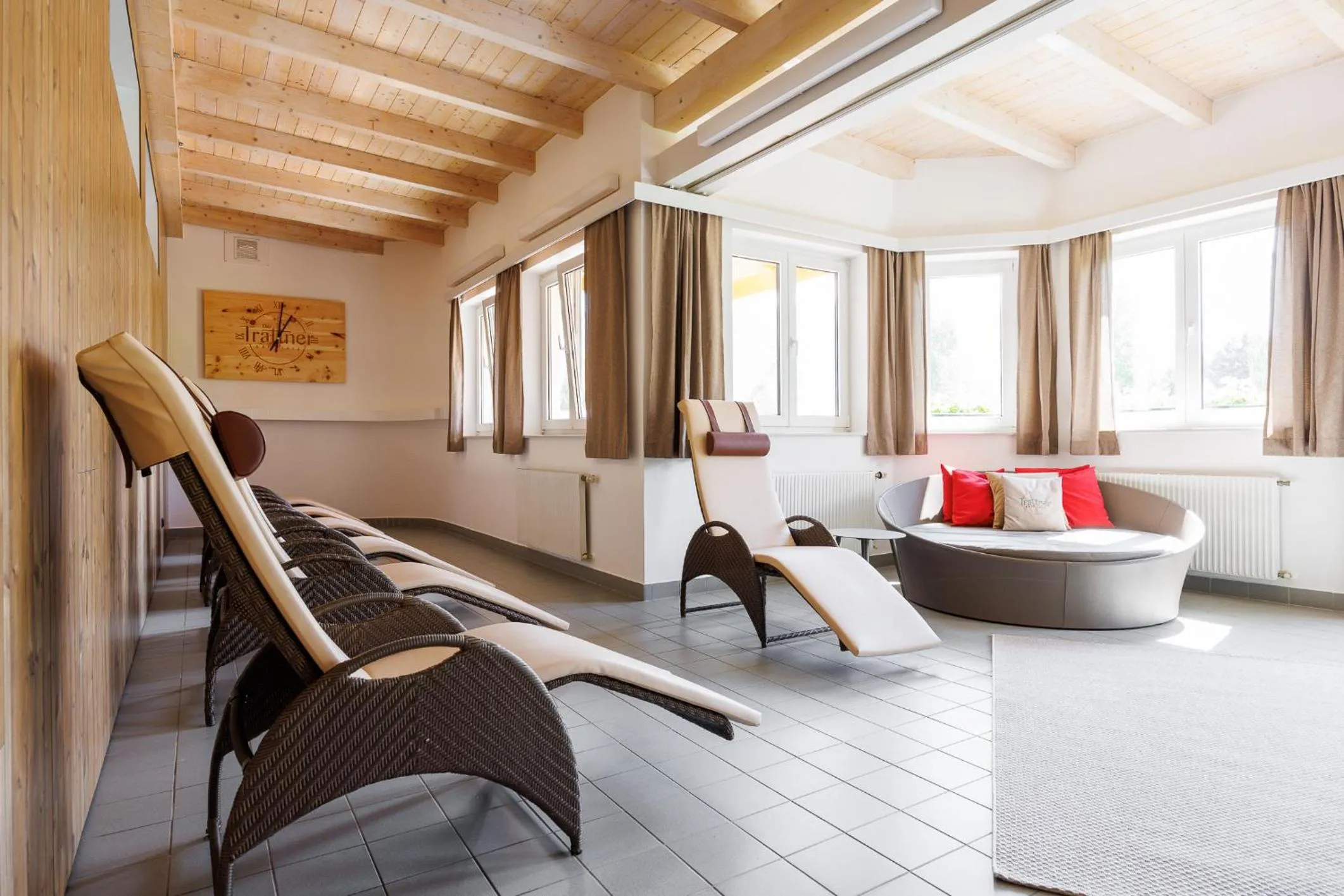 sunbed in Der Trattner - Hotel Trattnerhof & Hotel Schöcklblick