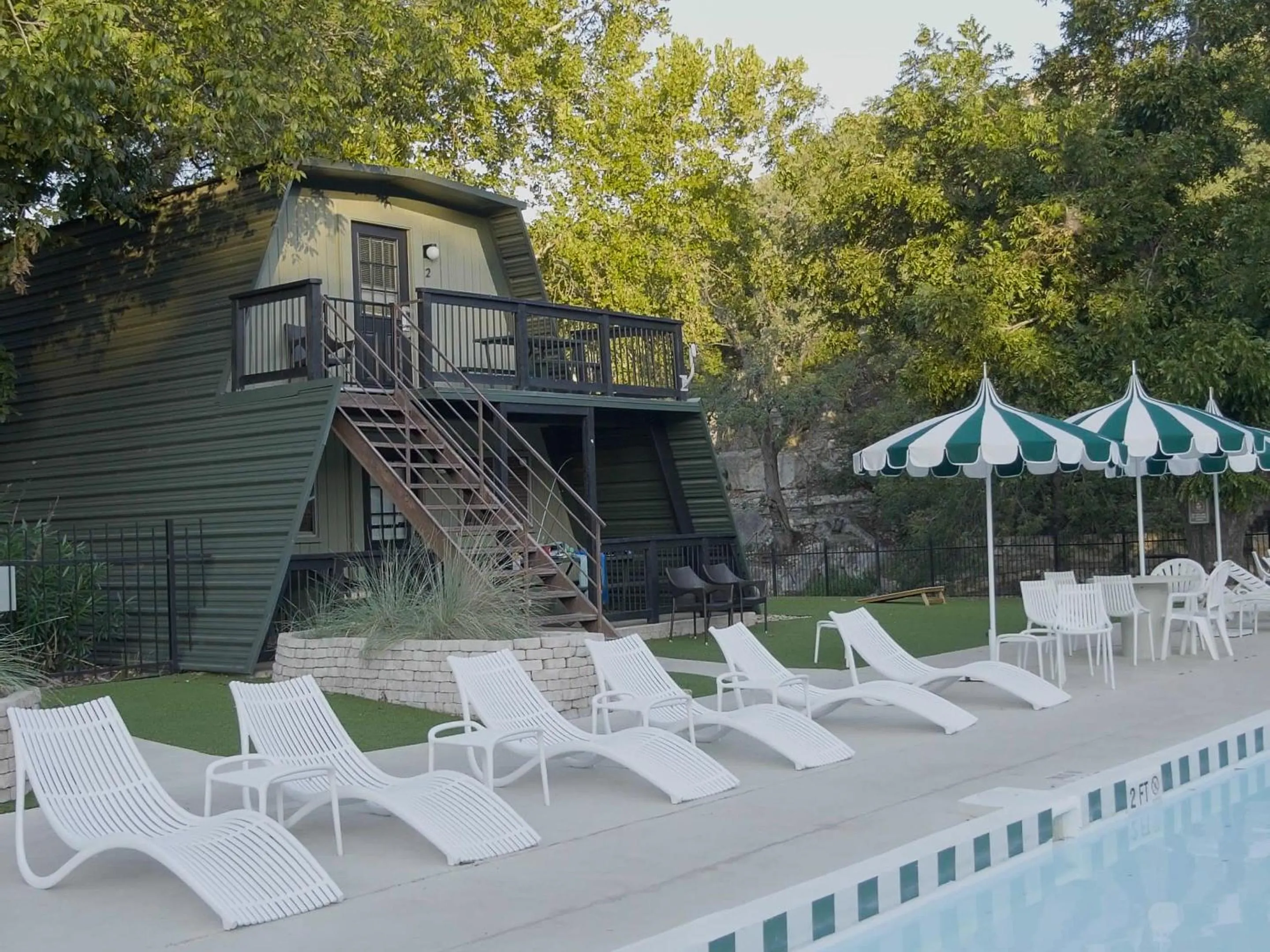 Property building in Heidelberg Lodges