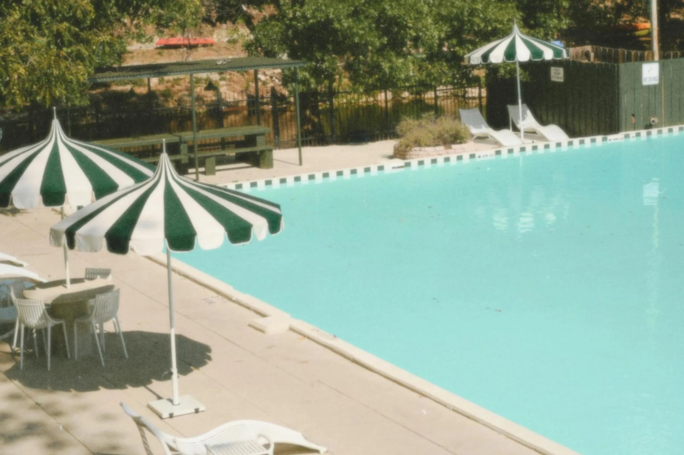 Swimming pool in Petit Cowboy