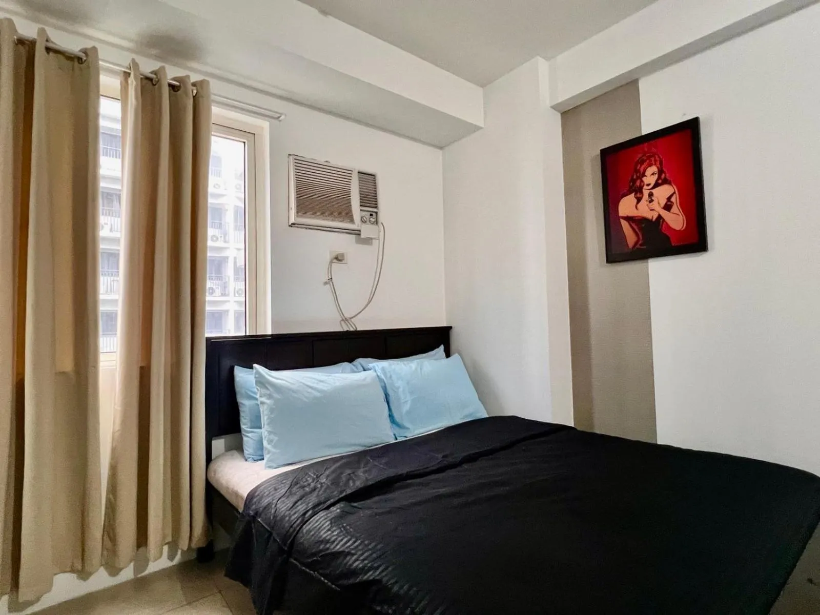 Bedroom, Bed in Mall Of Asia - Aseana Prime Accommodations