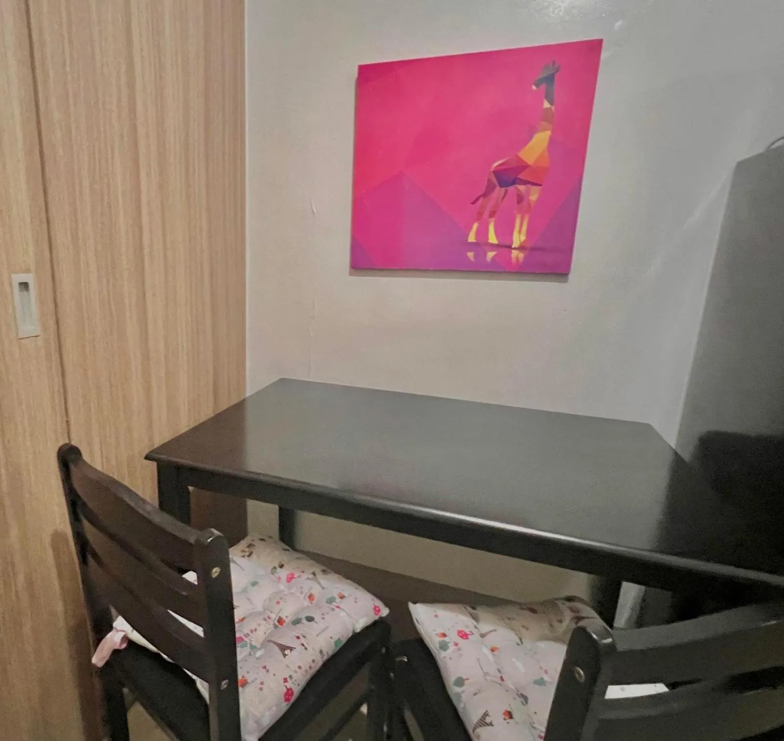 Dining area in Mall Of Asia - Aseana Prime Accommodations