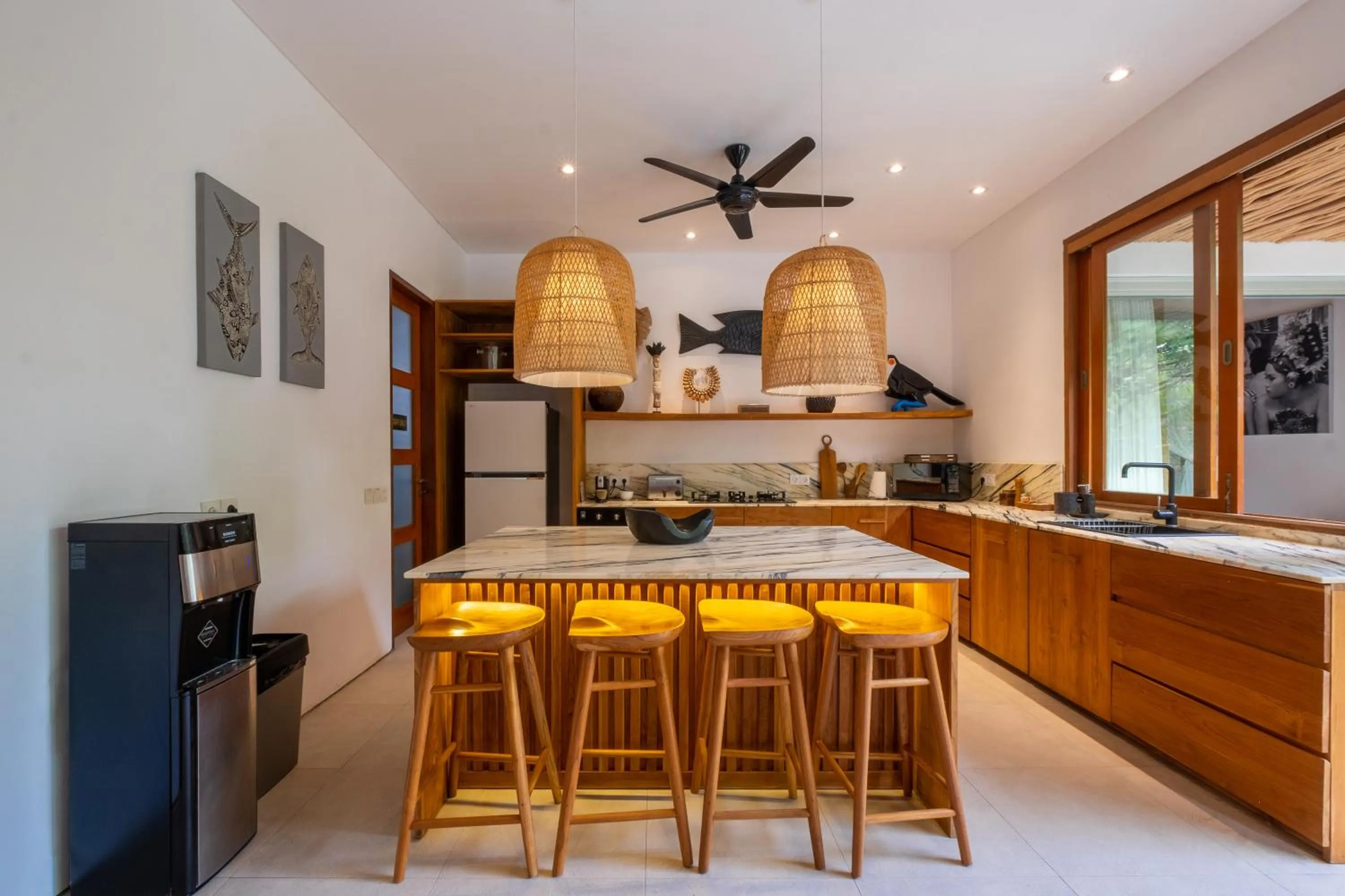 Kitchen or kitchenette in Villa Pacha Seminyak