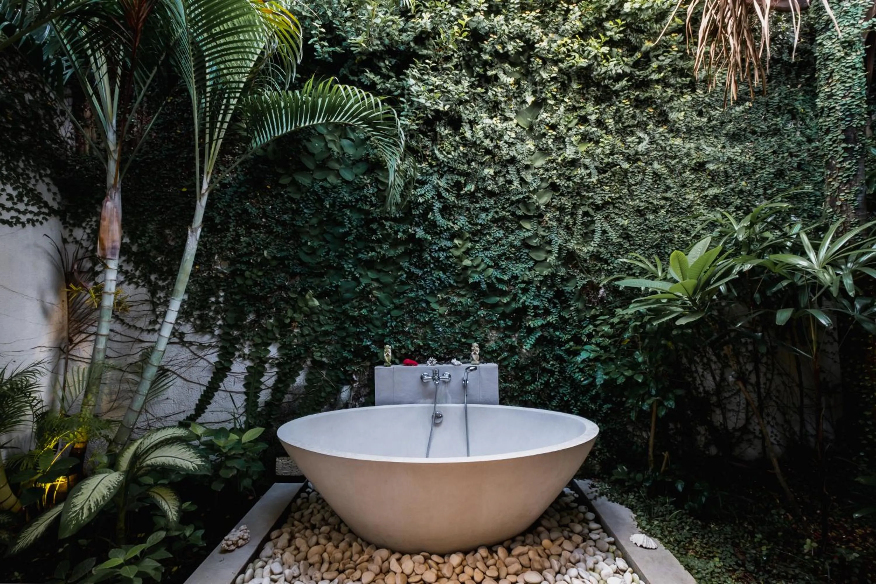 Bath in Villa Pacha Seminyak