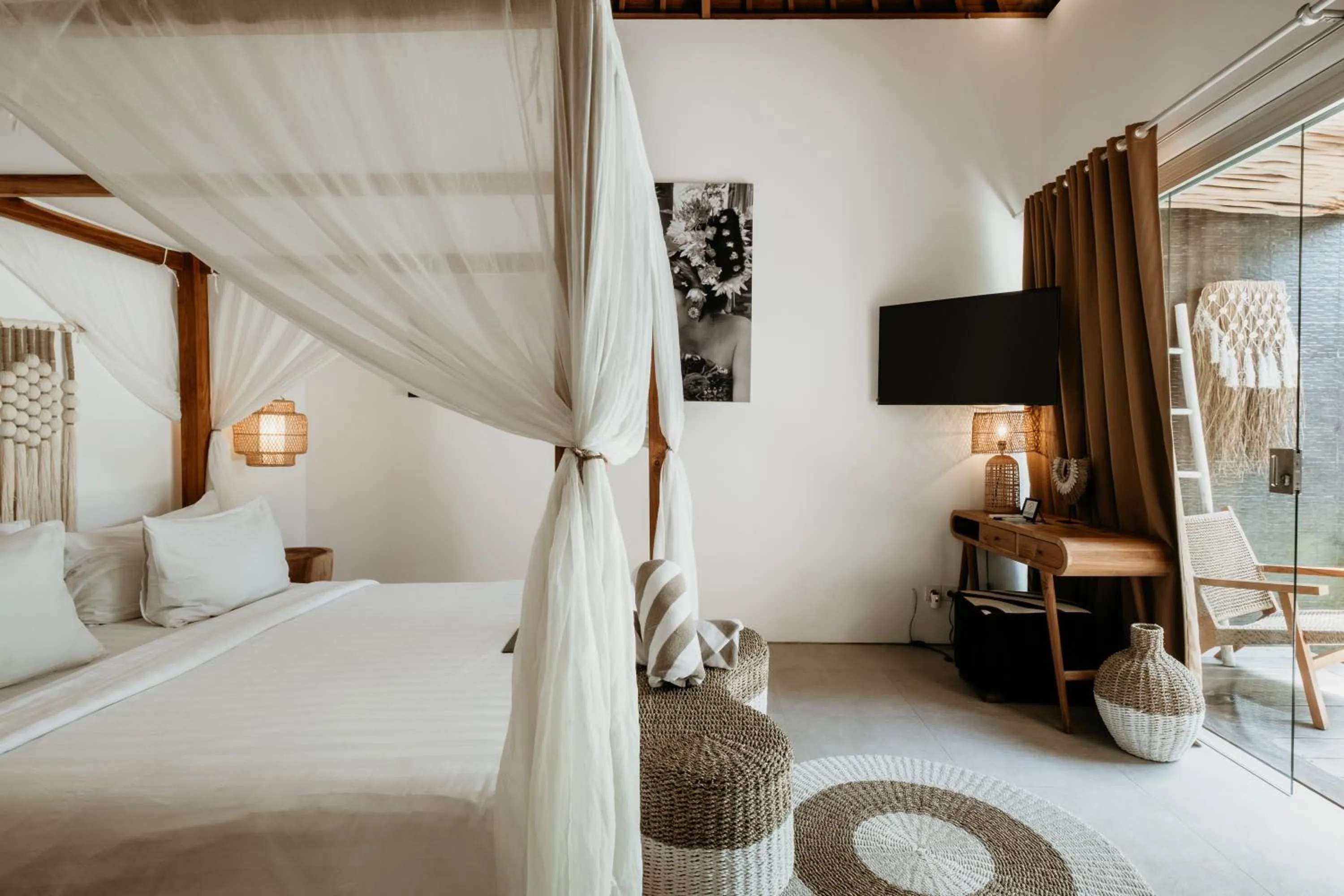 TV and multimedia, Bed in Villa Pacha Seminyak