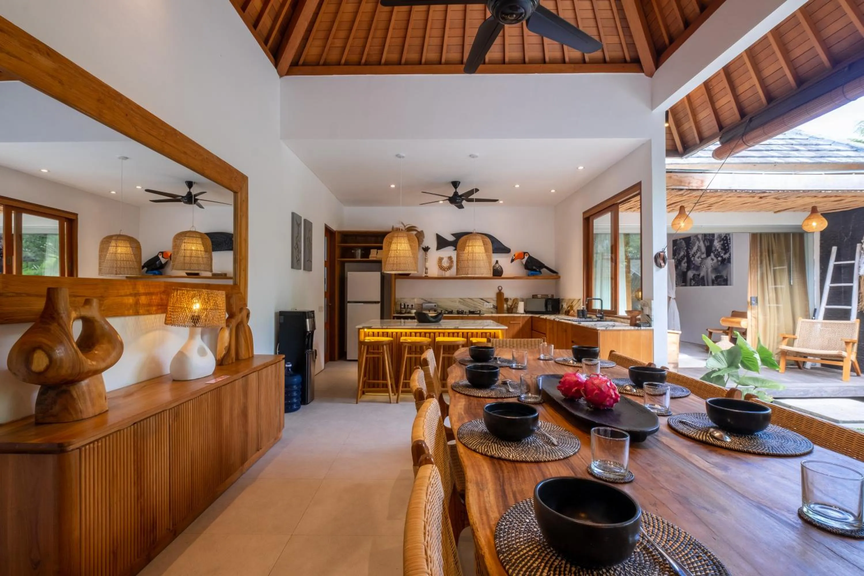 Dining area in Villa Pacha Seminyak