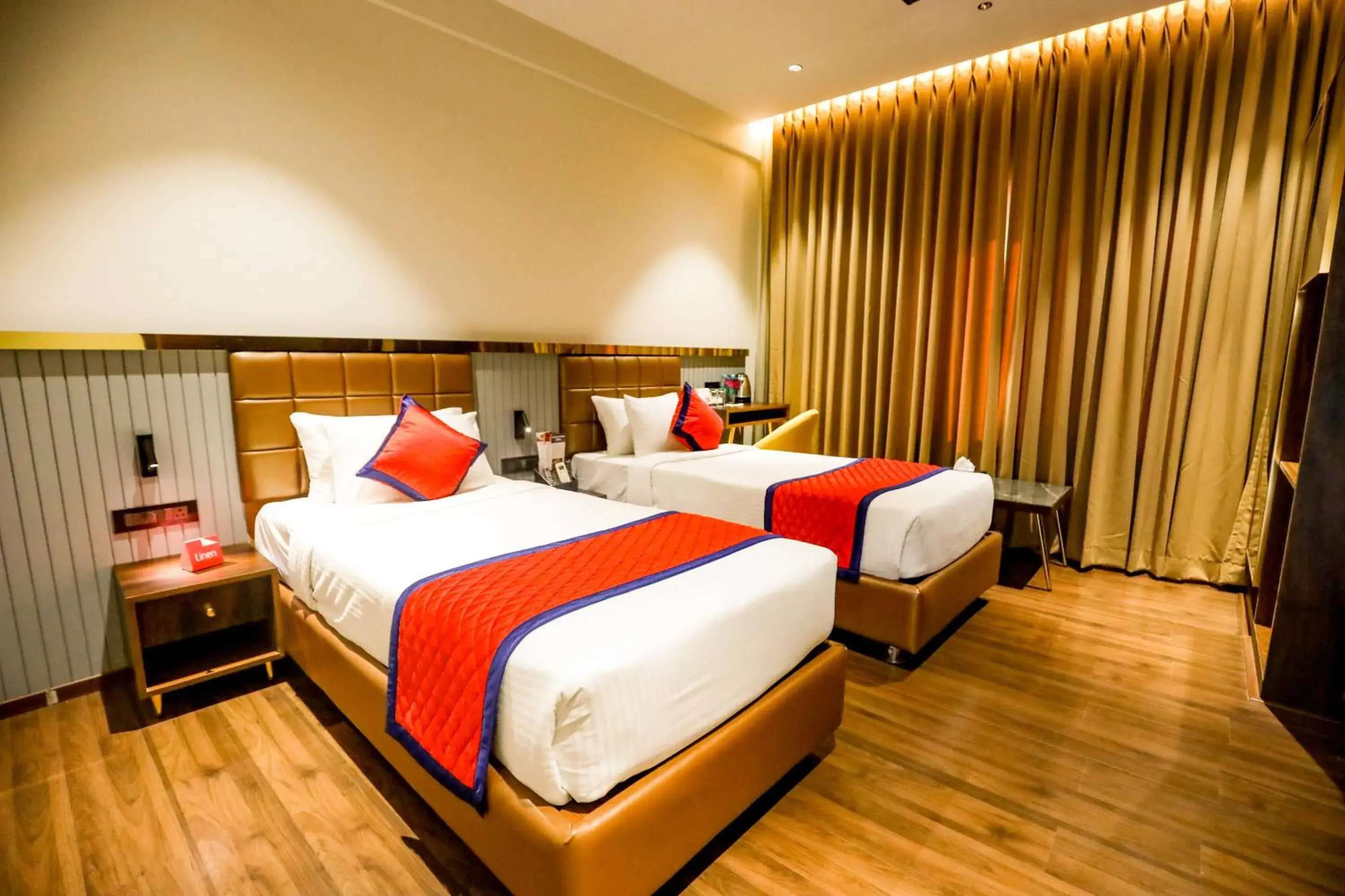 Deluxe Twin Room - single occupancy in Spree Manor Hotel Deluxe Twin Room - single occupancy in Spree Manor Hotel