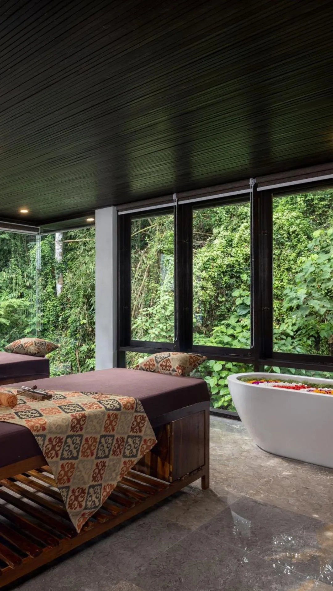 Spa and wellness centre/facilities, Bed in Adiwana Unagi Riverfront