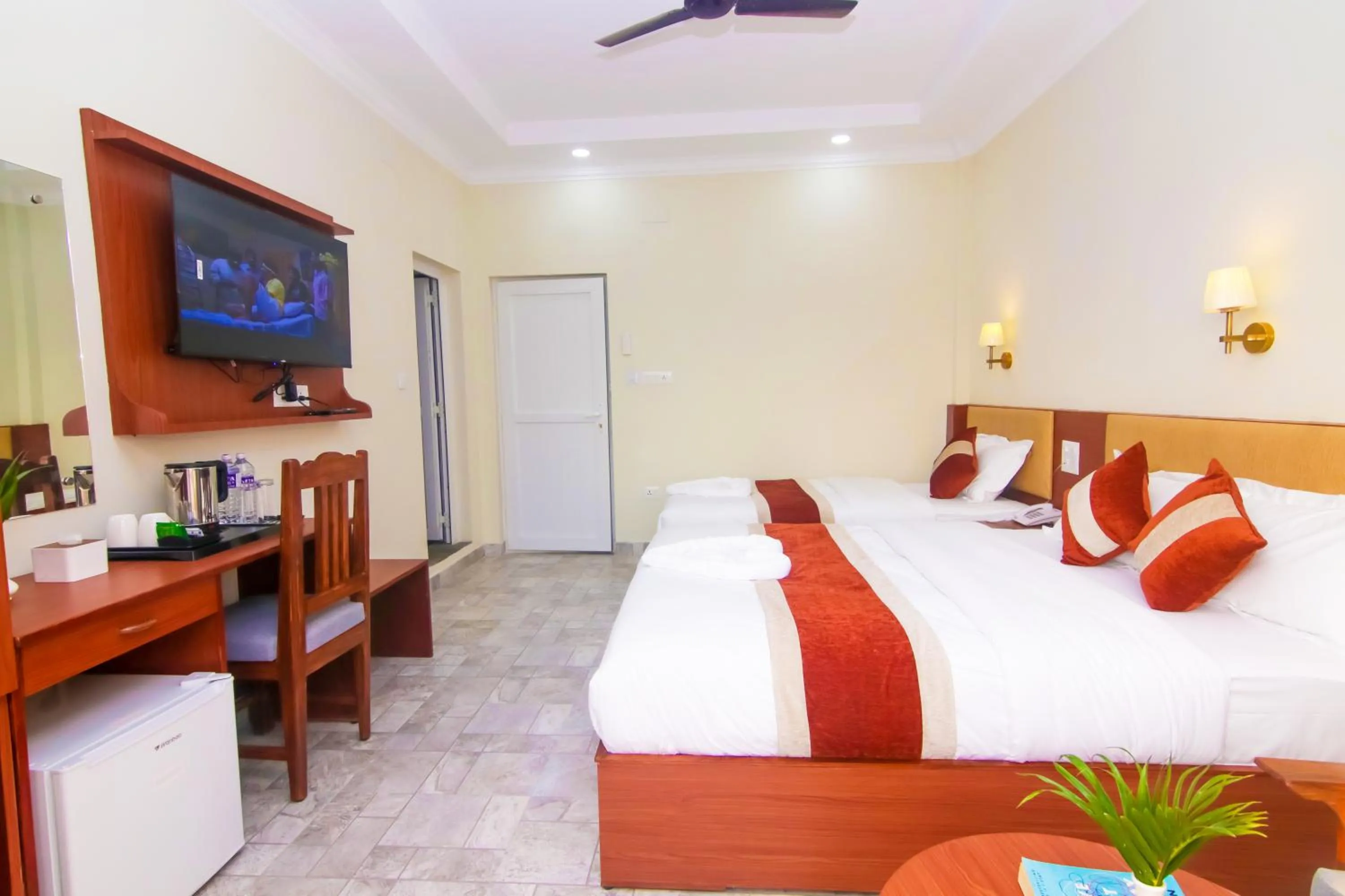 TV and multimedia, Bed in Hotel Yatra Sauraha Pvt Ltd