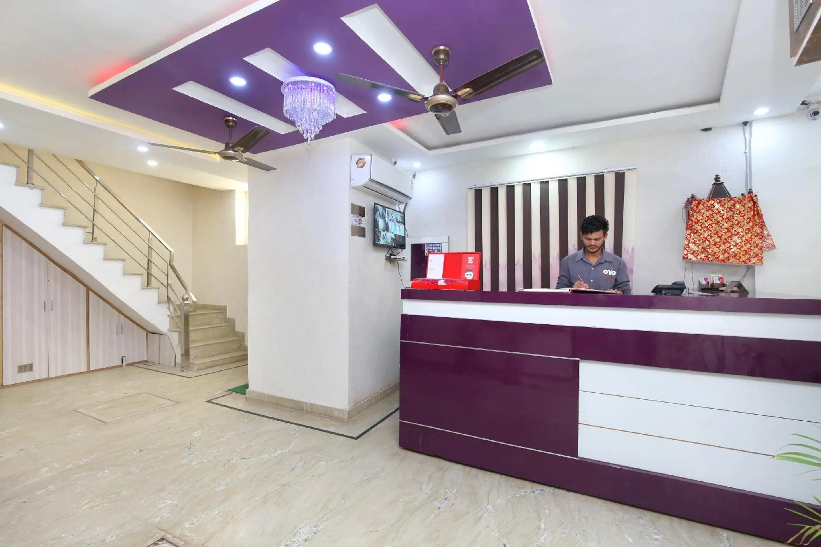 Hotel O Purple