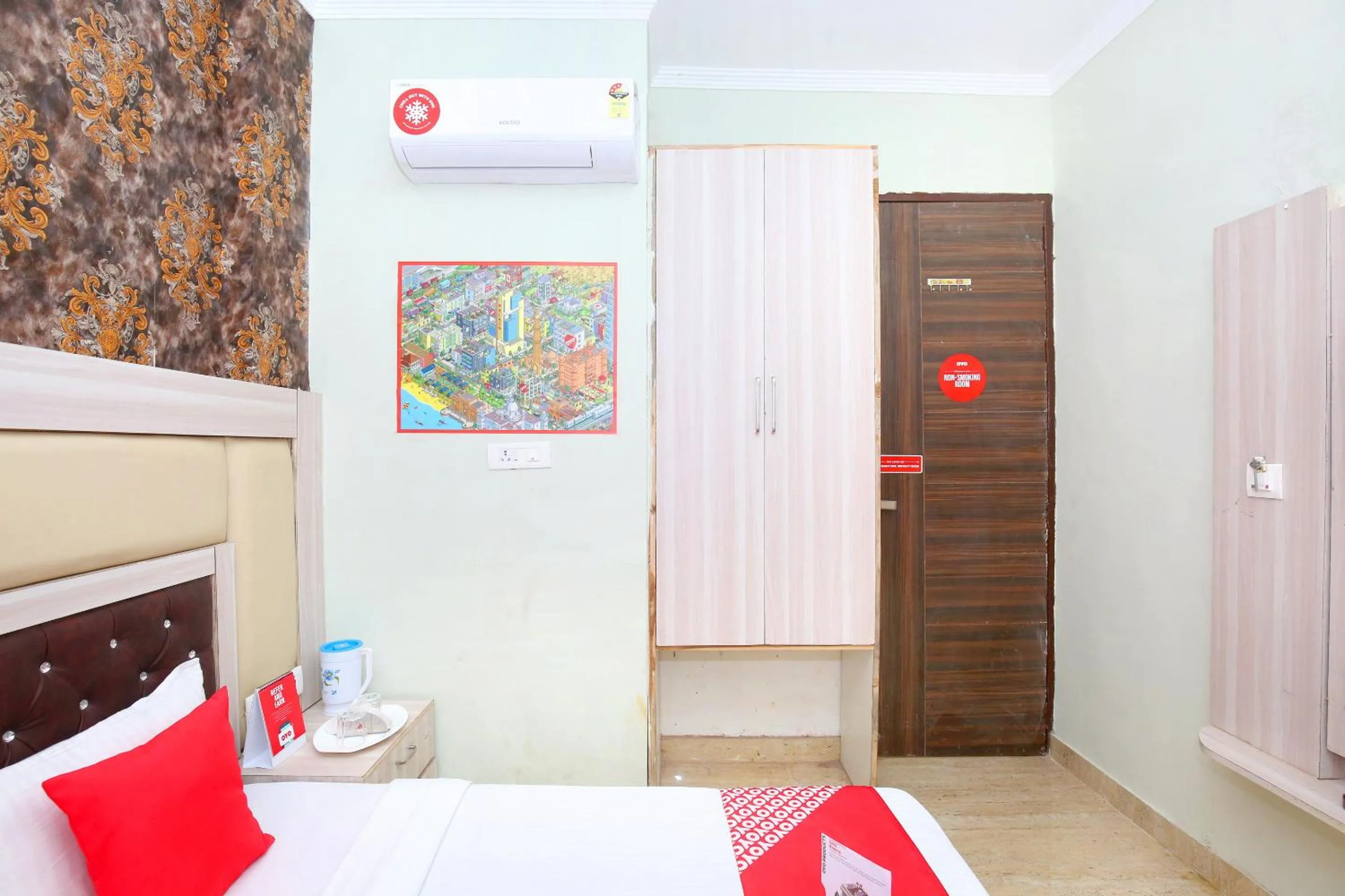 Hotel O Purple