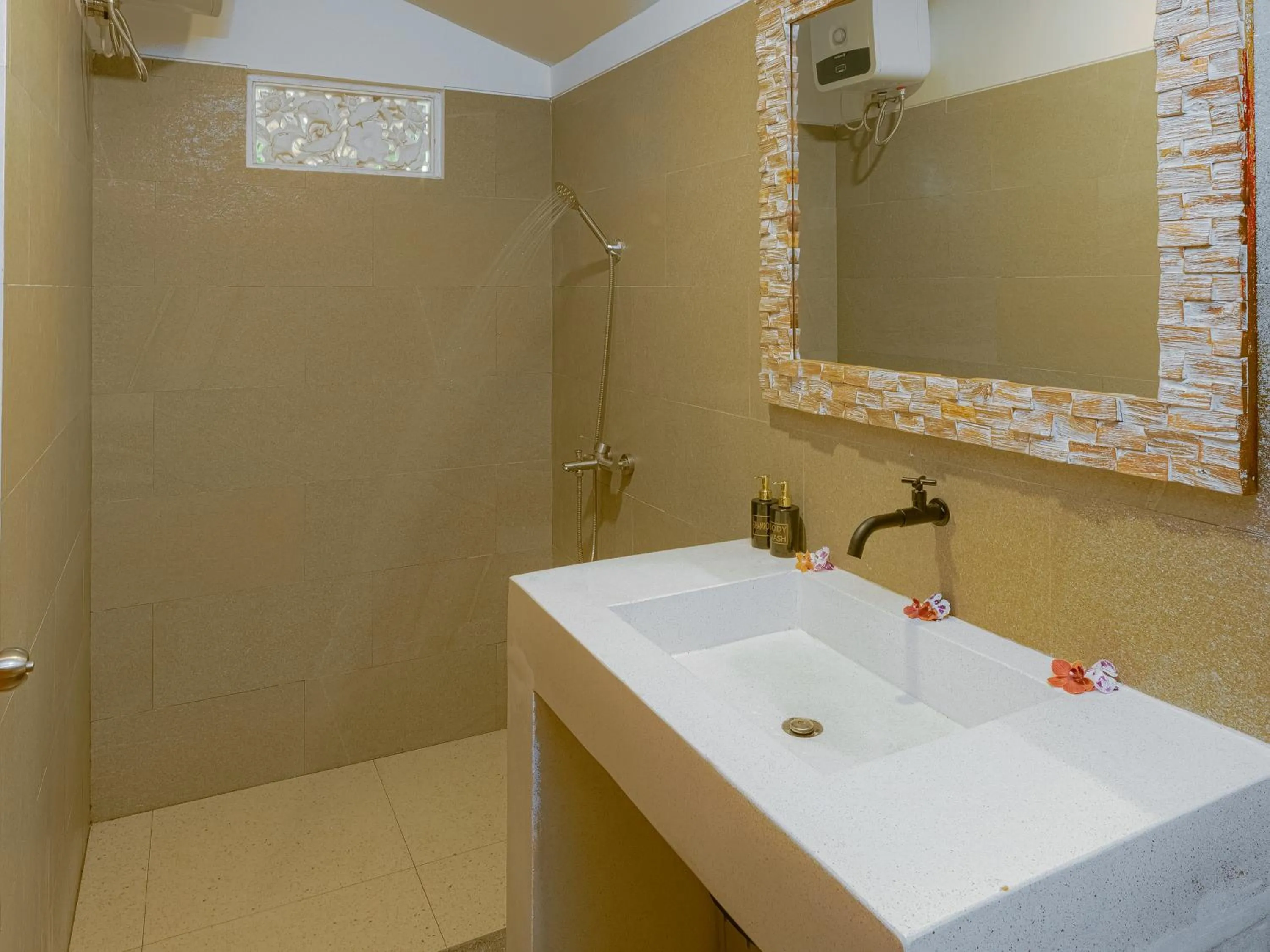 Bathroom in Bubu Homestay Tulamben