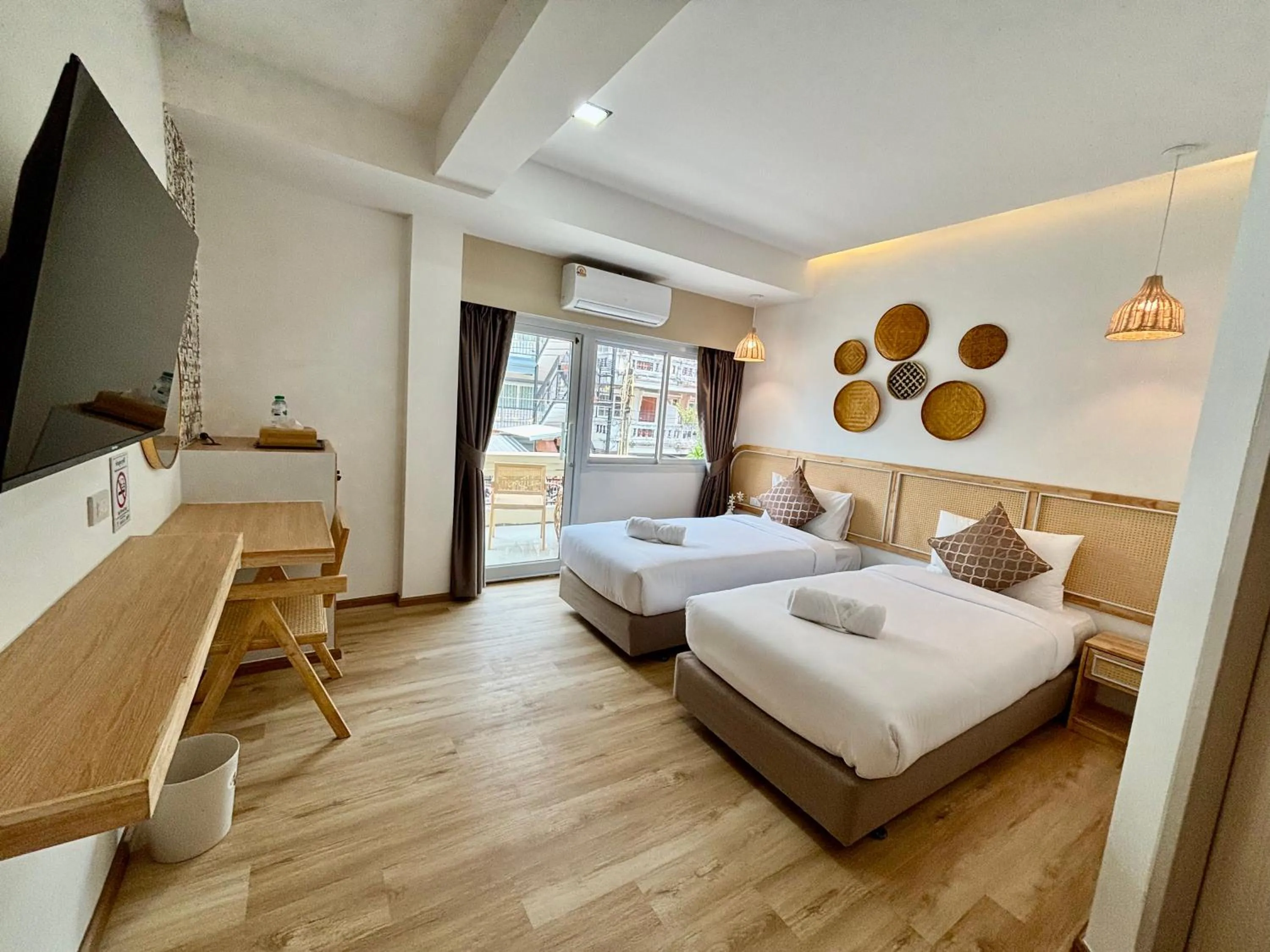 Bed in Charm Hostel at Pratumnak