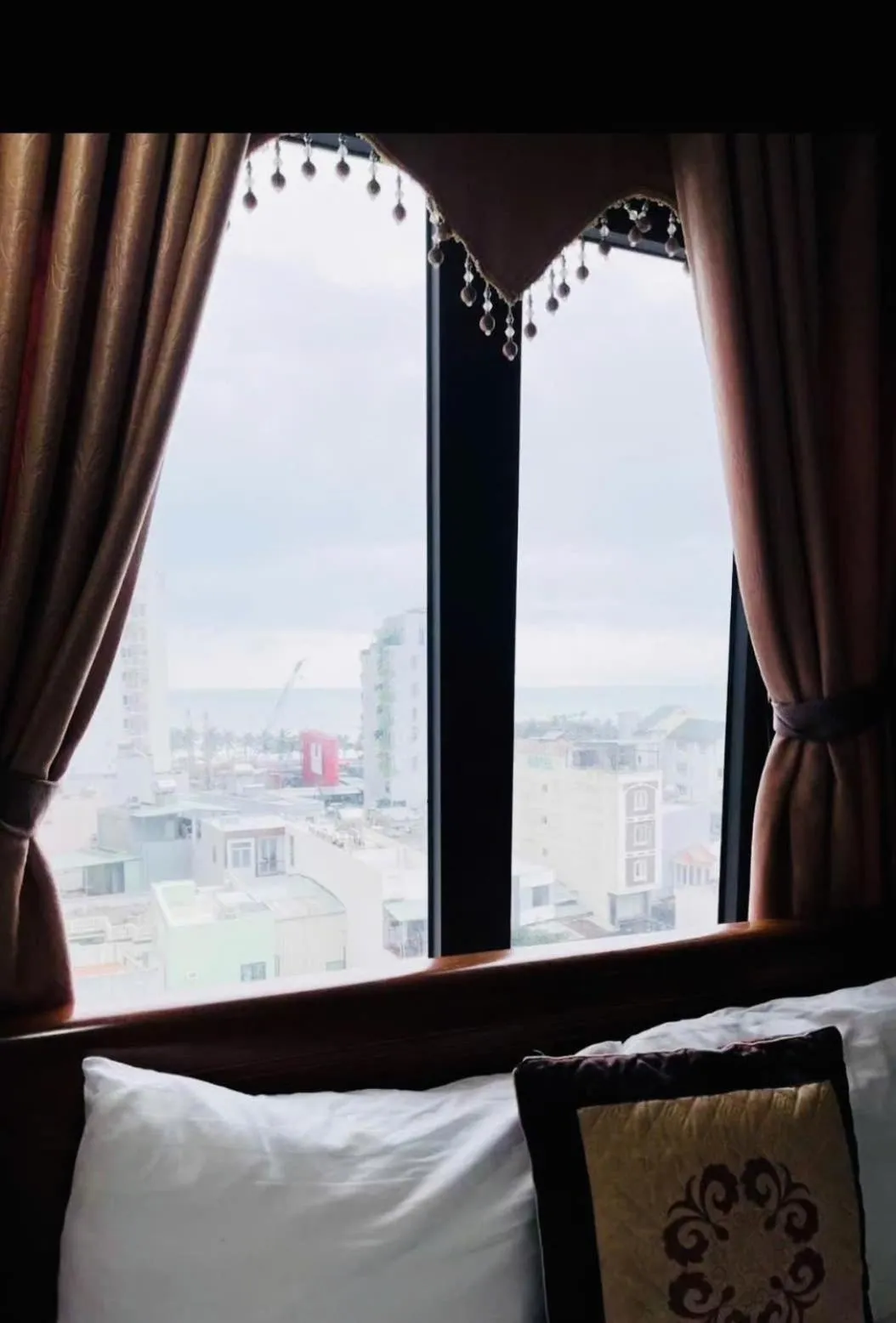 Bed in Bear Hotel & Homestay