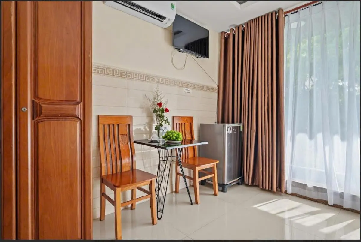 Bear Hotel & Homestay