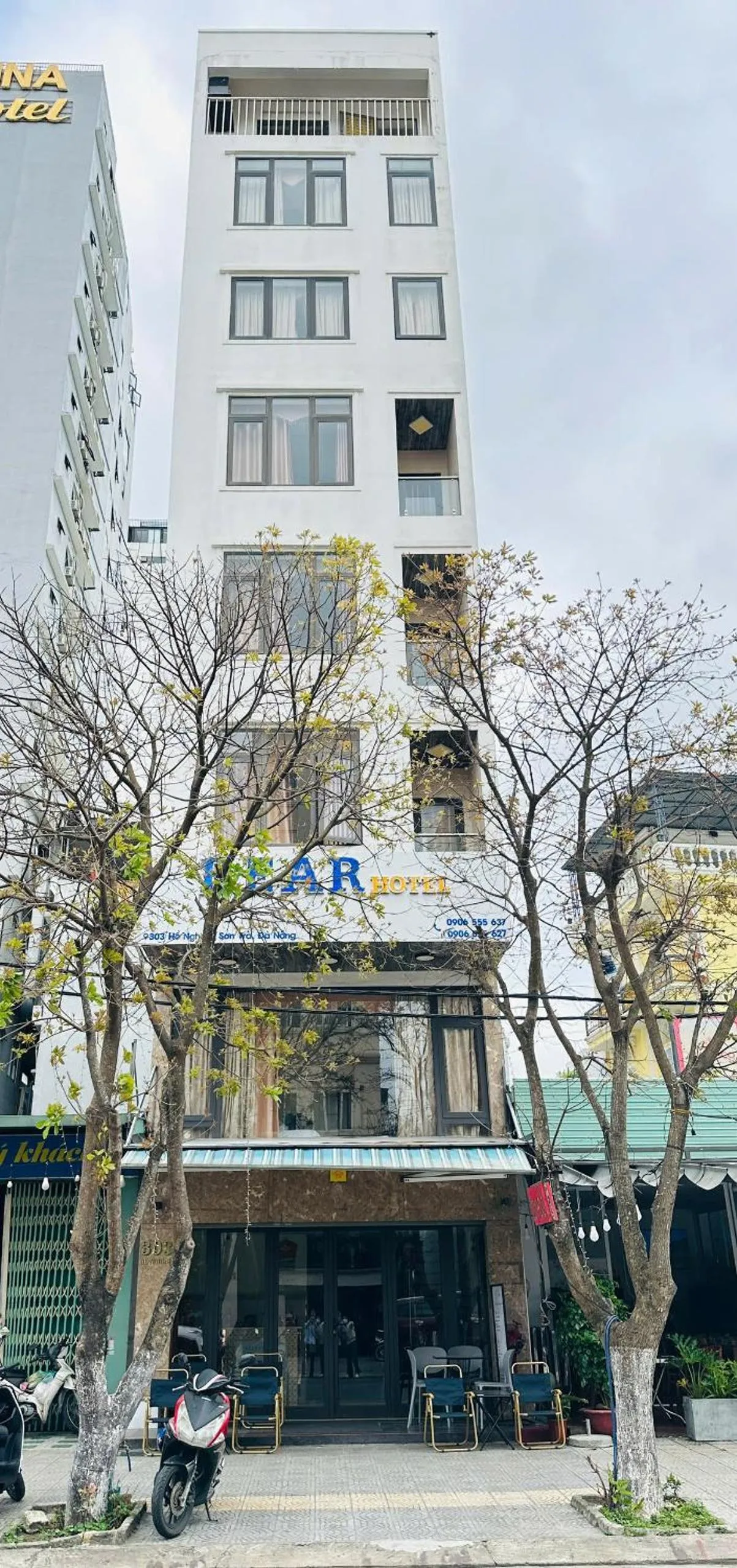 Property building in Bear Hotel & Homestay