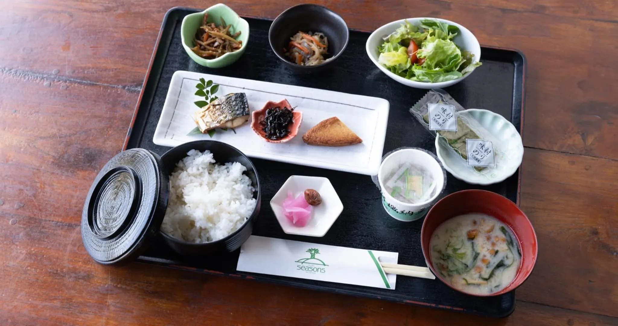 Breakfast in Hotel SEASONS NICHINAN