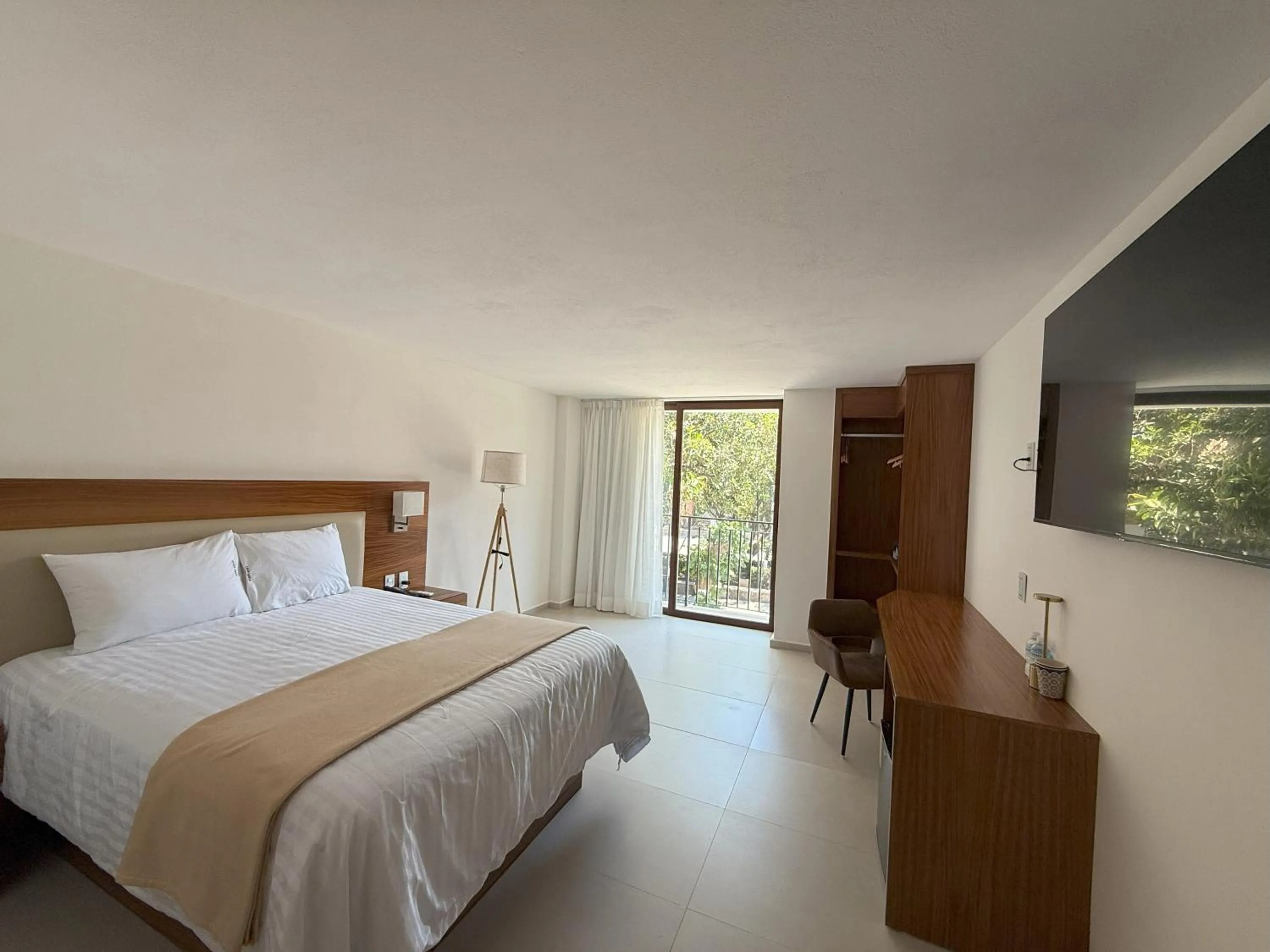 Queen Room with Balcony in Hotel Casa Kavia Vallarta