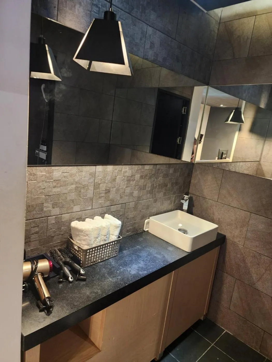 Area and facilities in Hotel Yaja Sasang Terminal