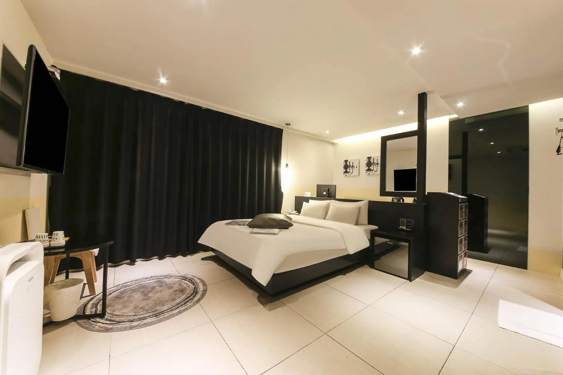 Bed in Hotel Yaja Sasang Terminal