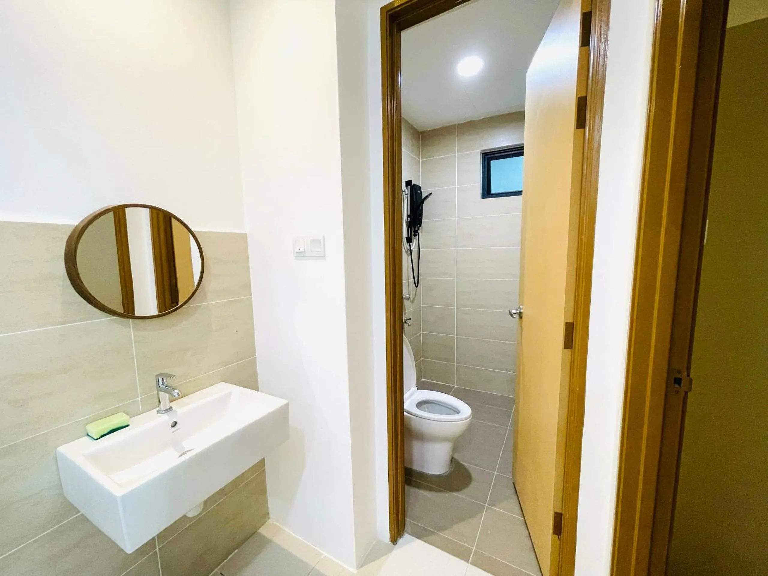 Kenny Hill Residences Near Swinburne BMC Vivacity
