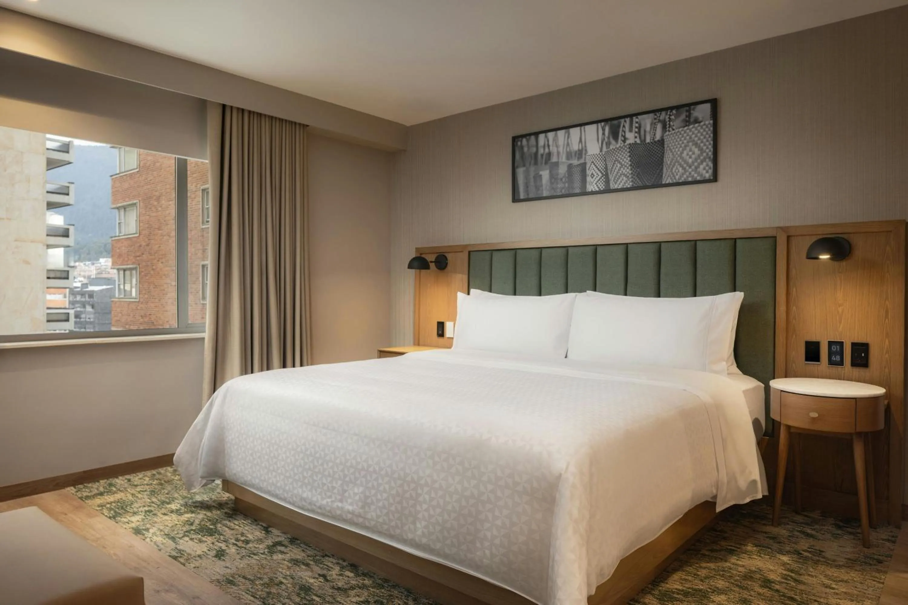 Photo of the whole room, Bed in Four Points by Sheraton Tequendama, Bogota