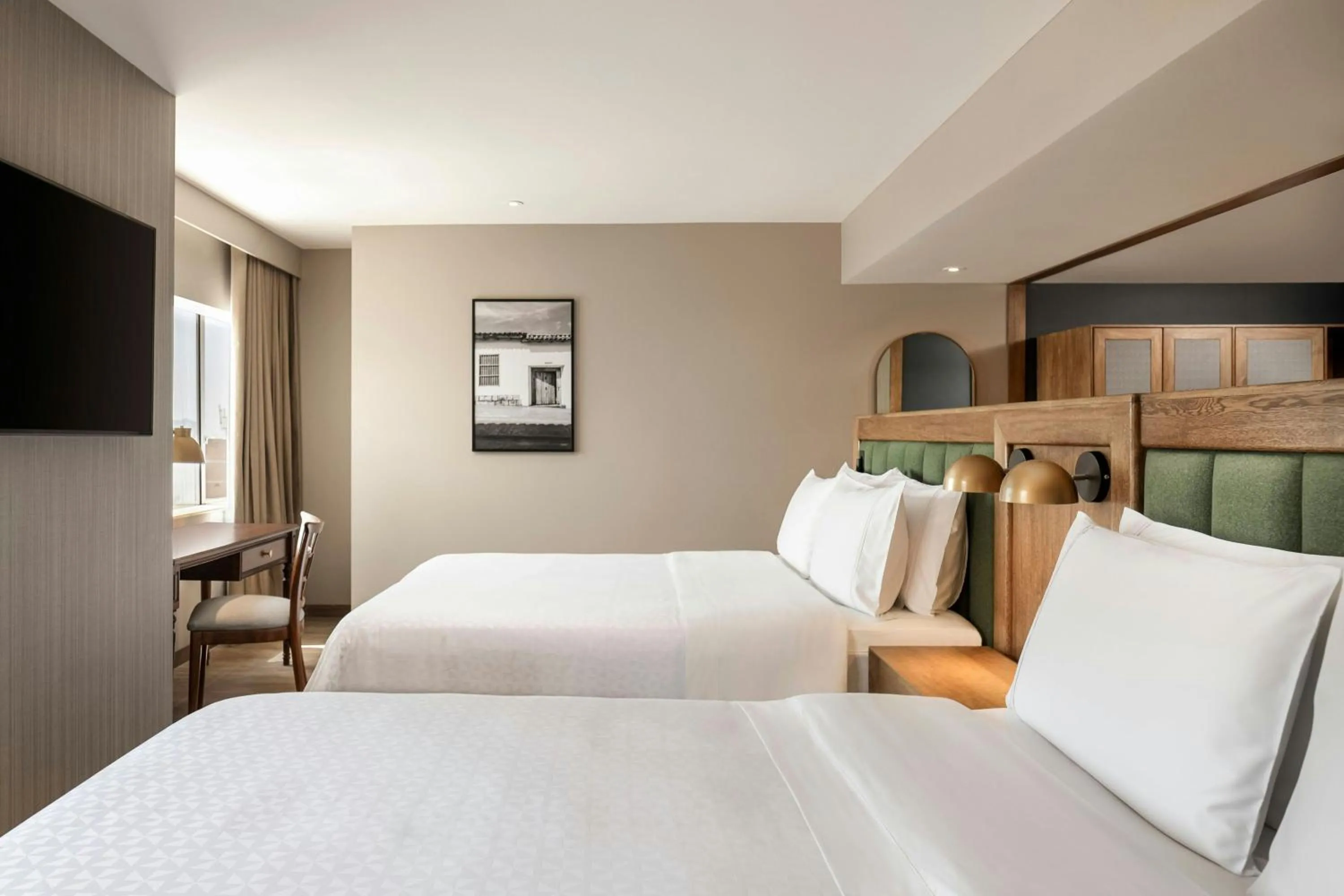 Photo of the whole room, Bed in Four Points by Sheraton Tequendama, Bogota