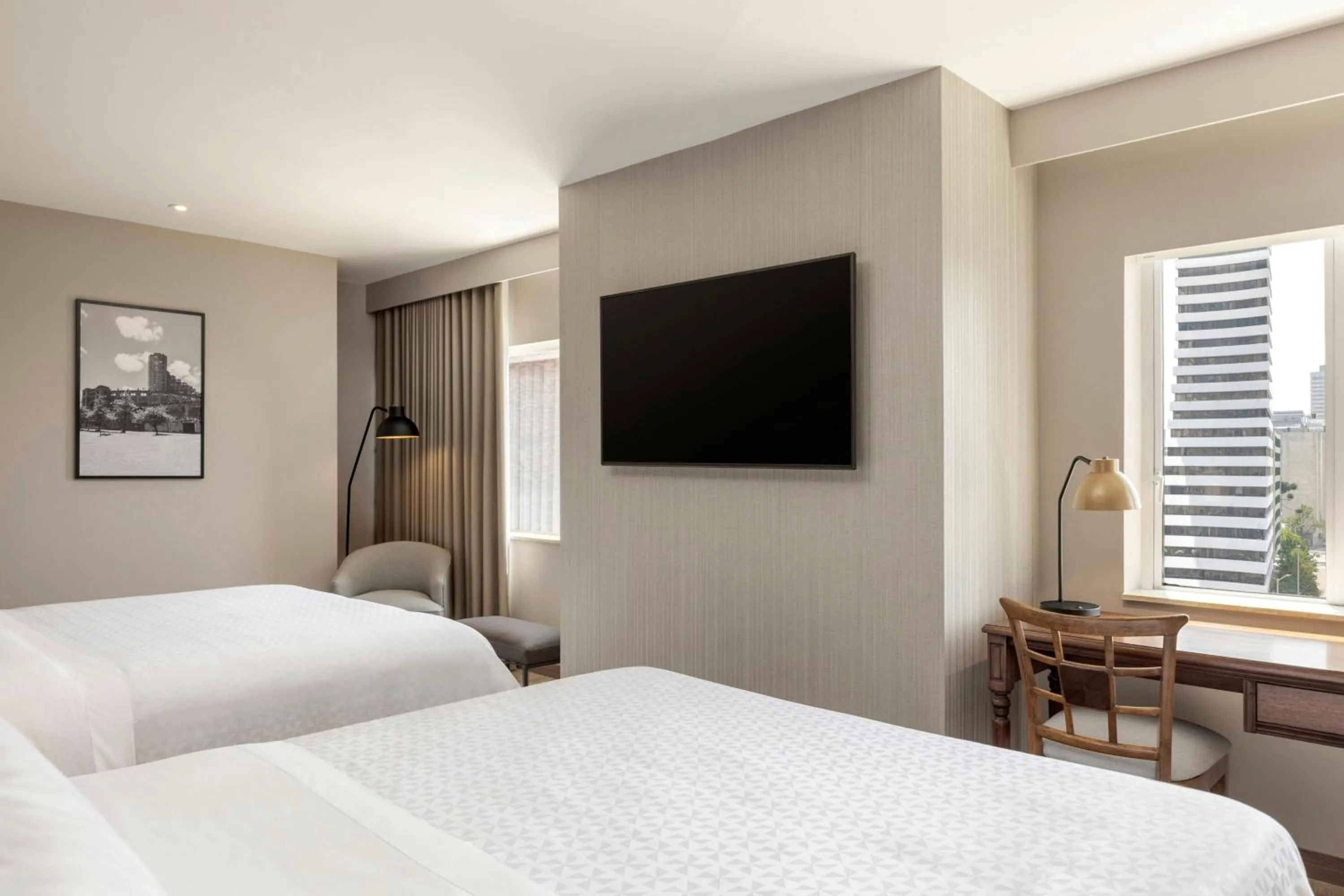 Photo of the whole room, Bed in Four Points by Sheraton Tequendama, Bogota