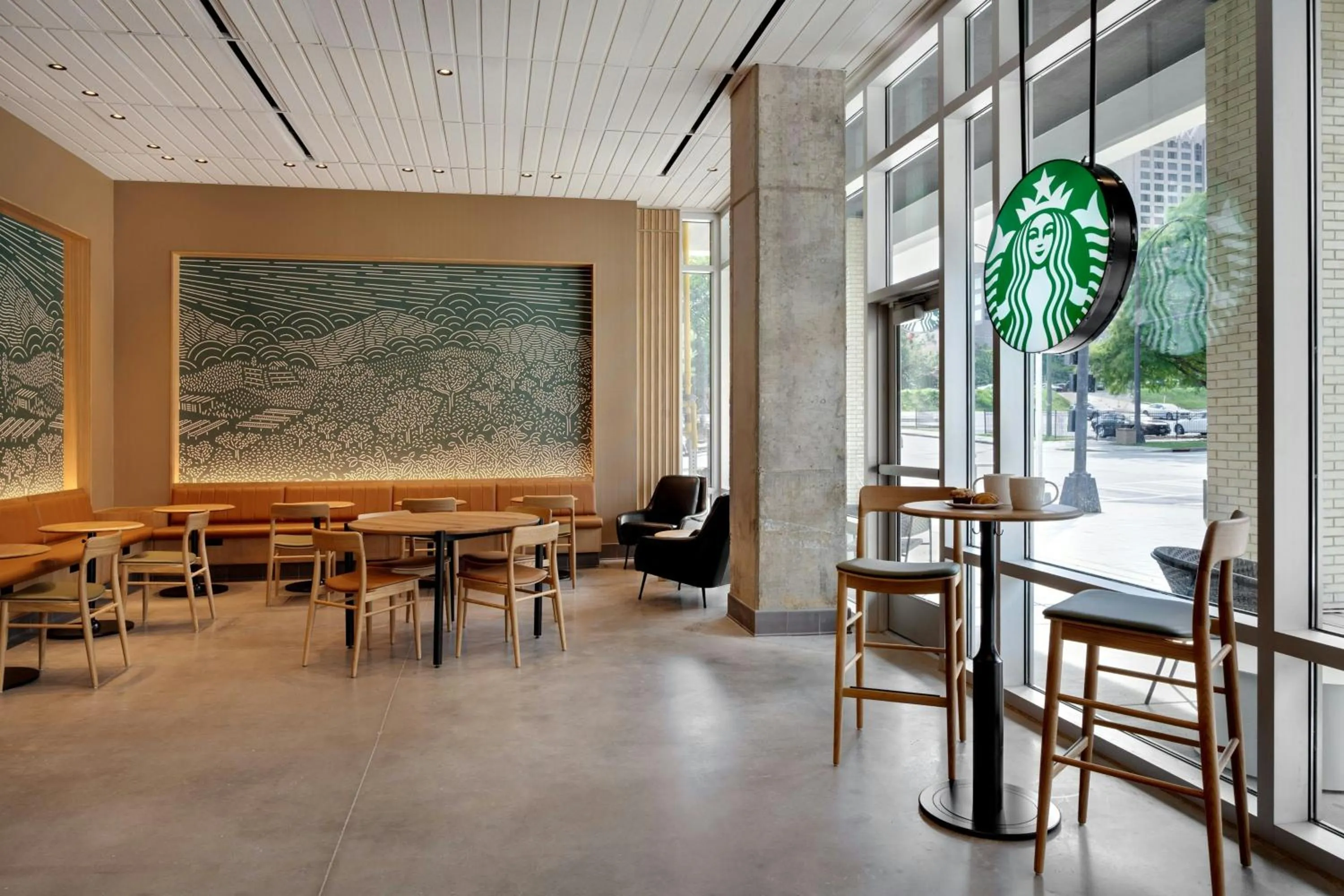 Restaurant/places to eat in Moxy Charlotte Downtown