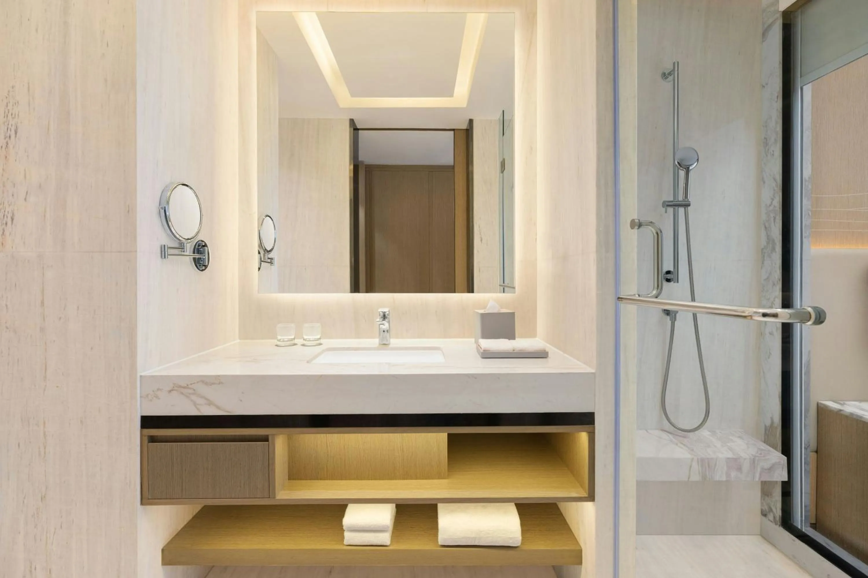 Bathroom in Courtyard by Marriott Ranchi