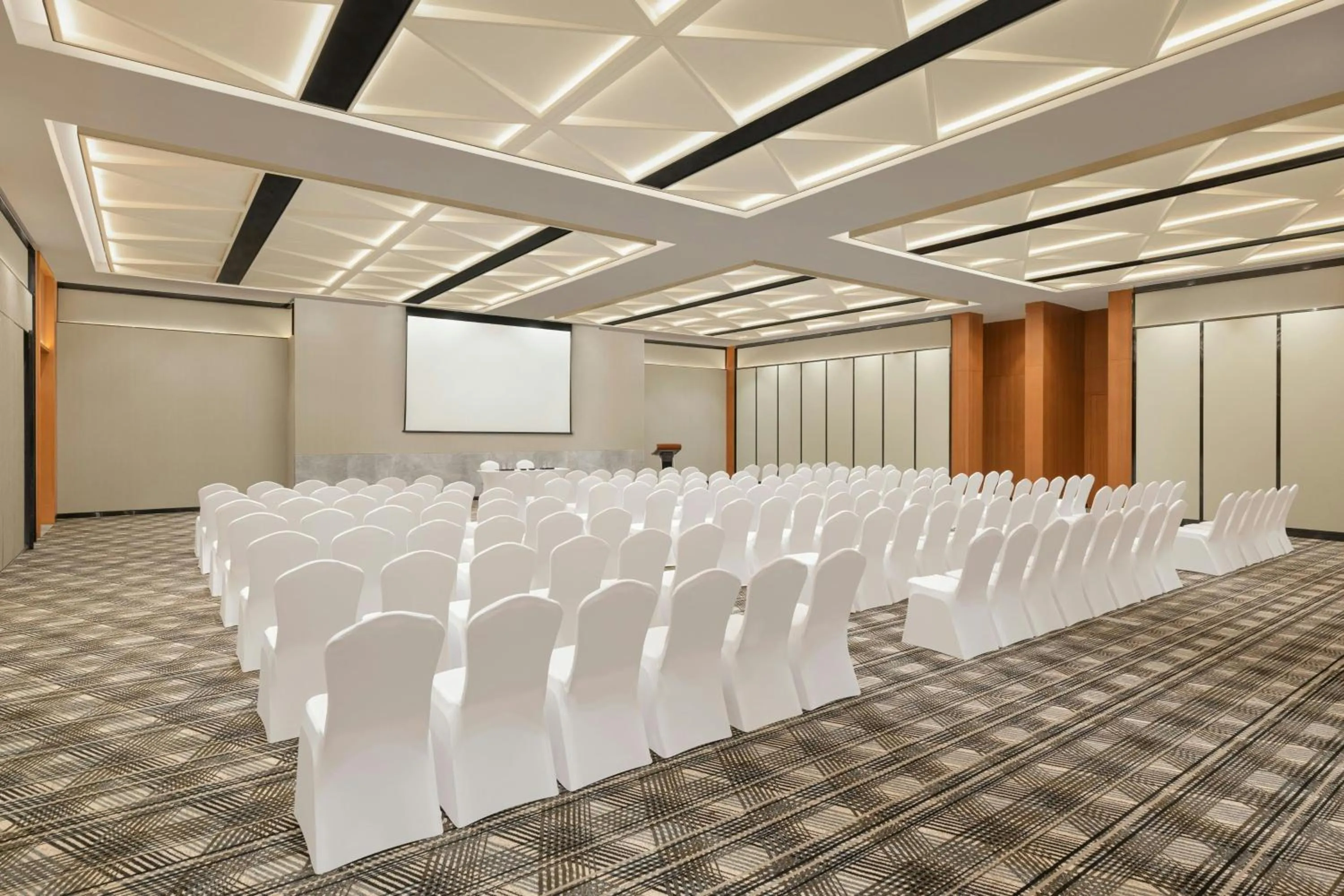 Entertainment in Courtyard by Marriott Ranchi