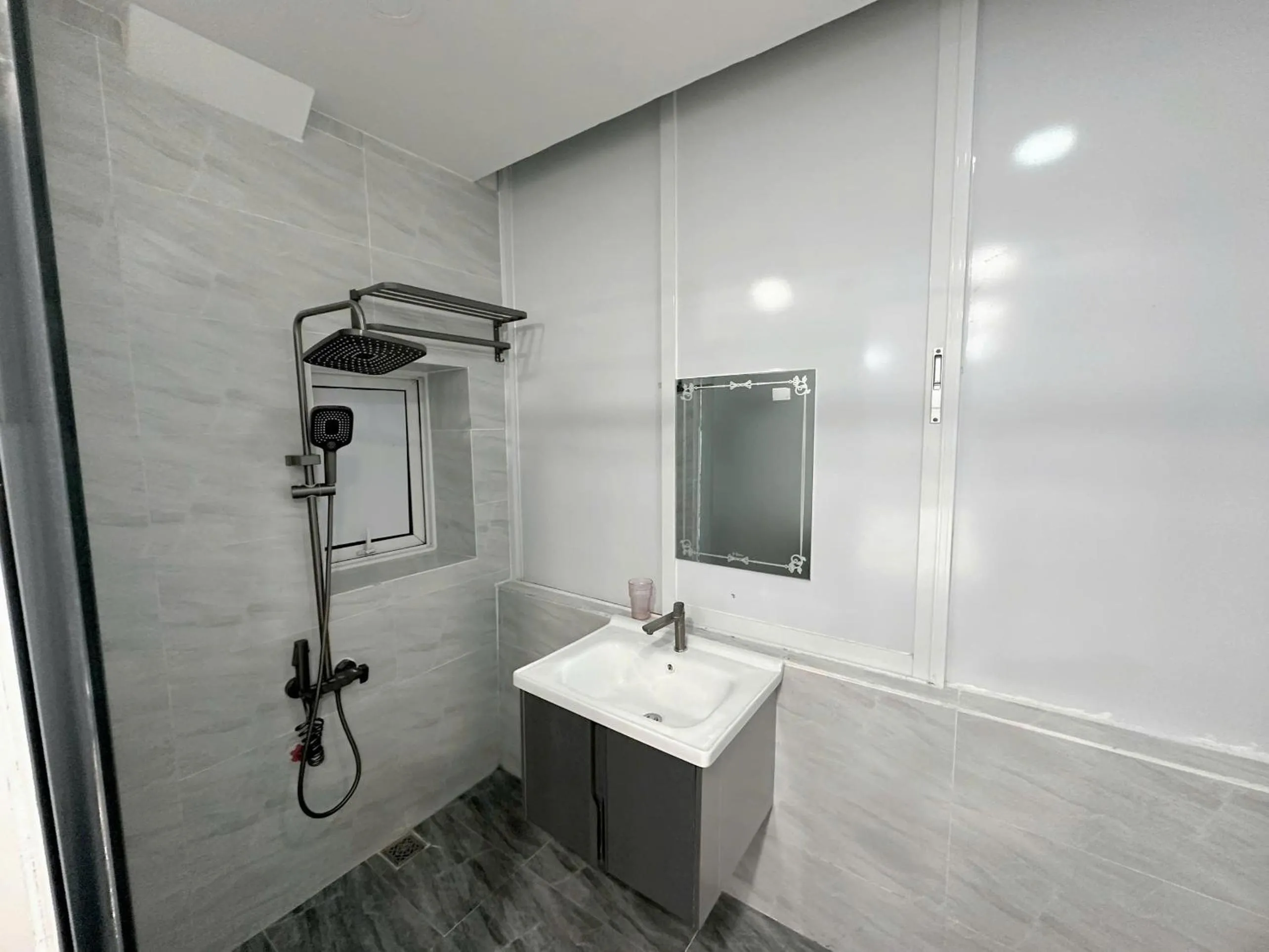 Hilary Hotel -Sư Van Hanh Q10