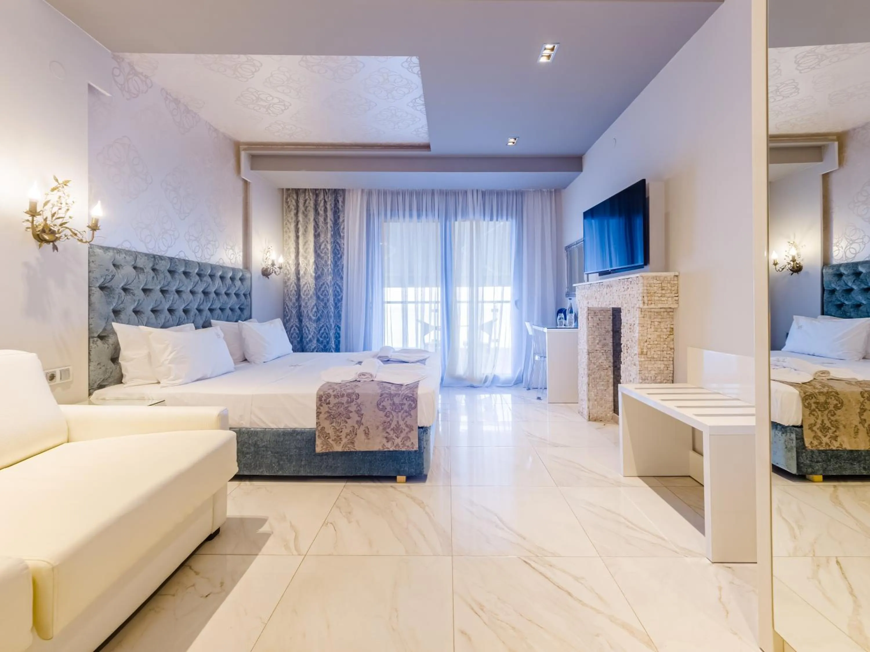 Bedroom, Bed in Alpha Luxury Suites