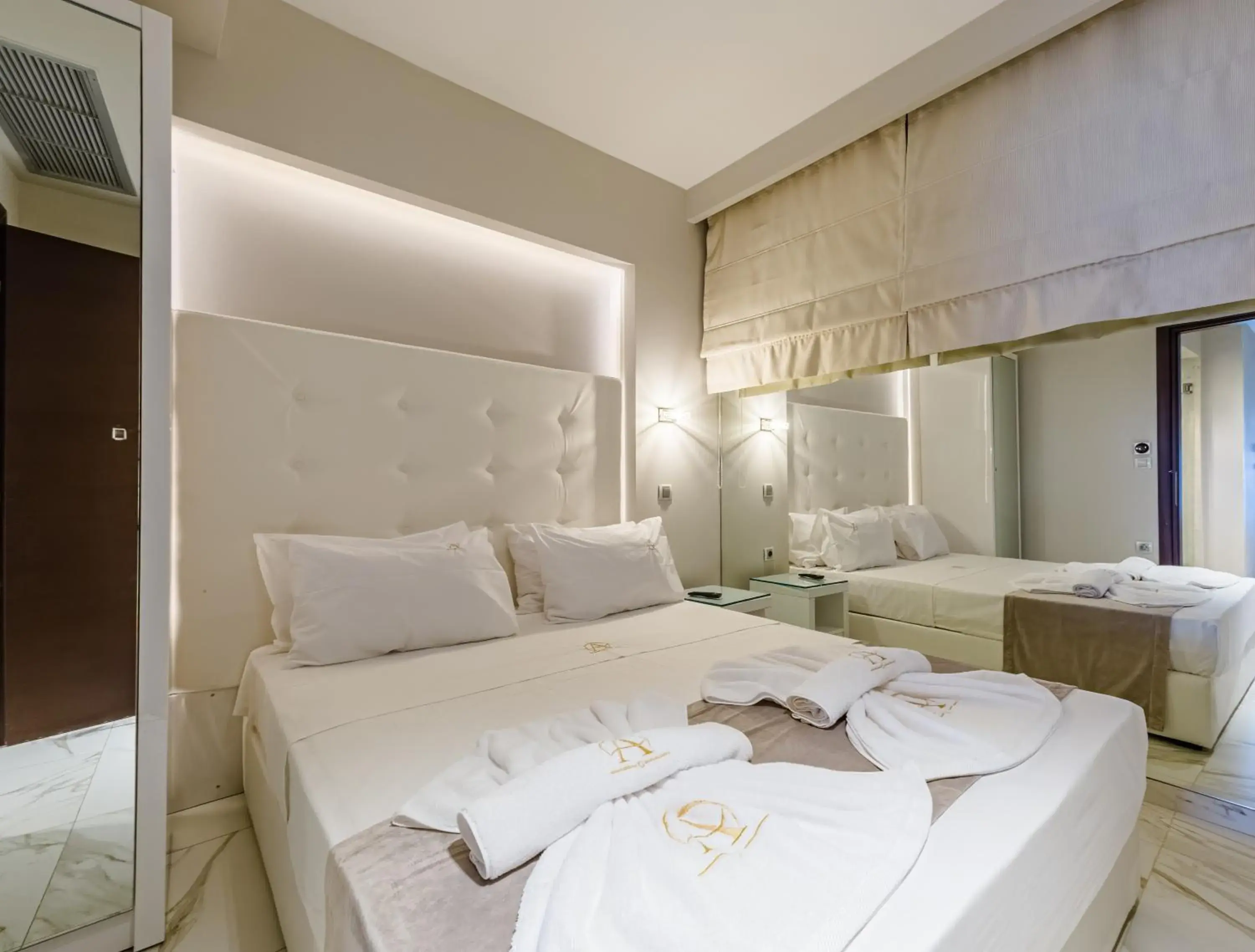 Superior Suite with Sea View in Alpha Luxury Suites Superior Suite with Sea View in Alpha Luxury Suites