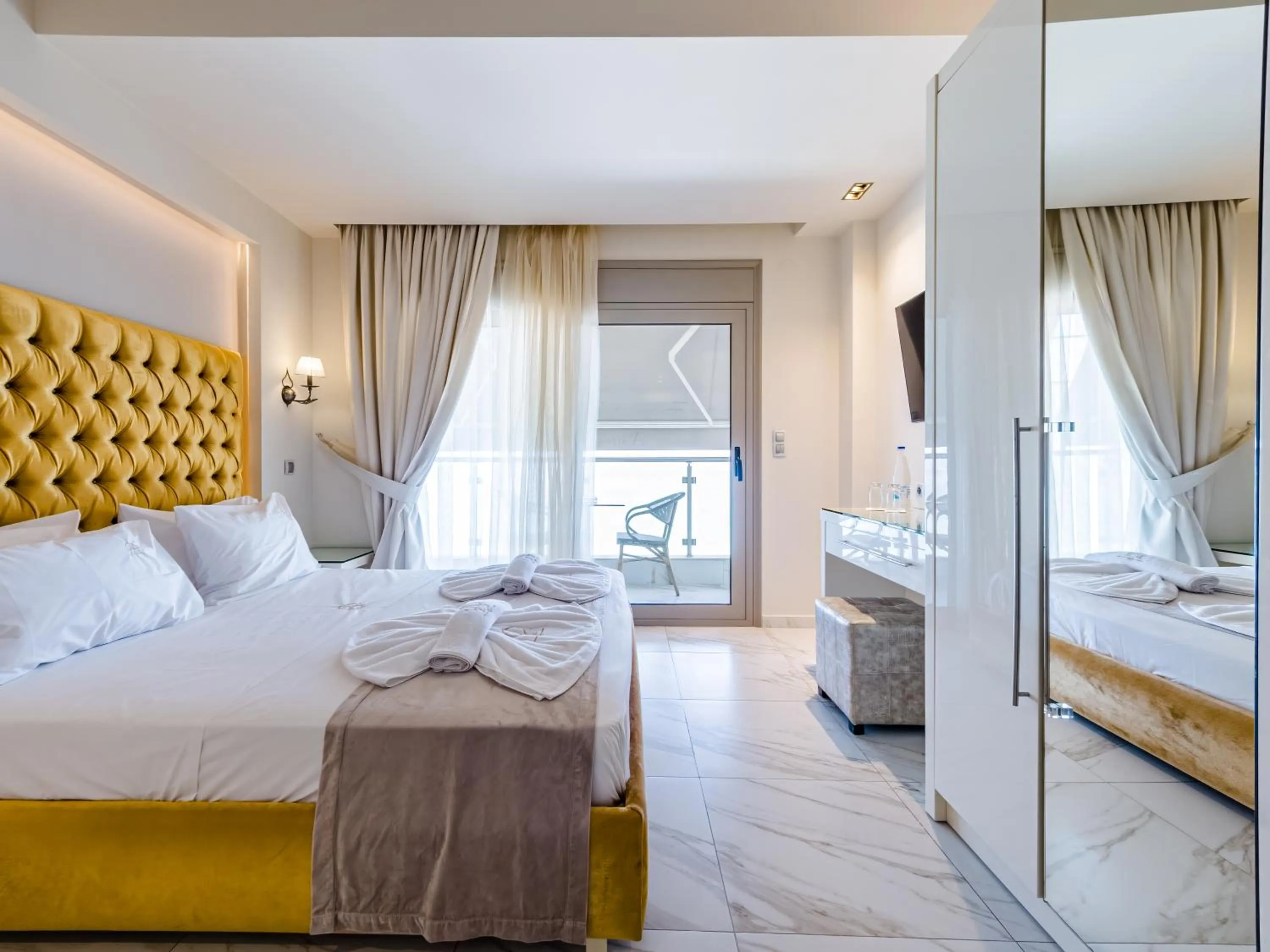 Photo of the whole room, Bed in Alpha Luxury Suites