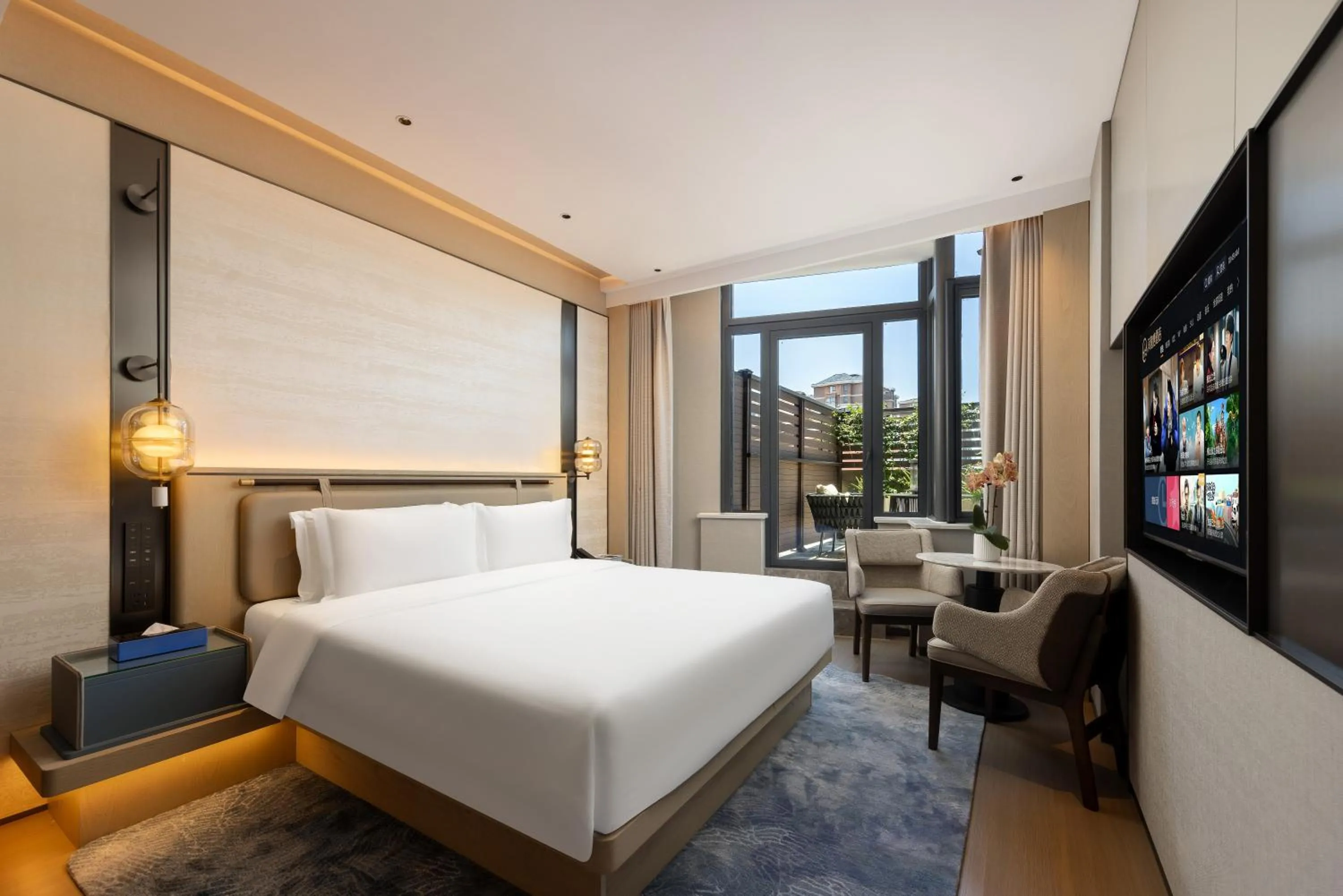 Garden, Bed in Shanghai Hongqiao Heyitang Hotel Beixinjing Subway Station Branch