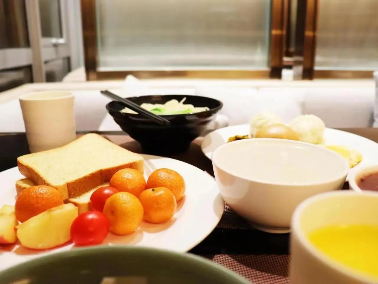 Dinner in Shanghai Hongqiao Heyitang Hotel Beixinjing Subway Station Branch