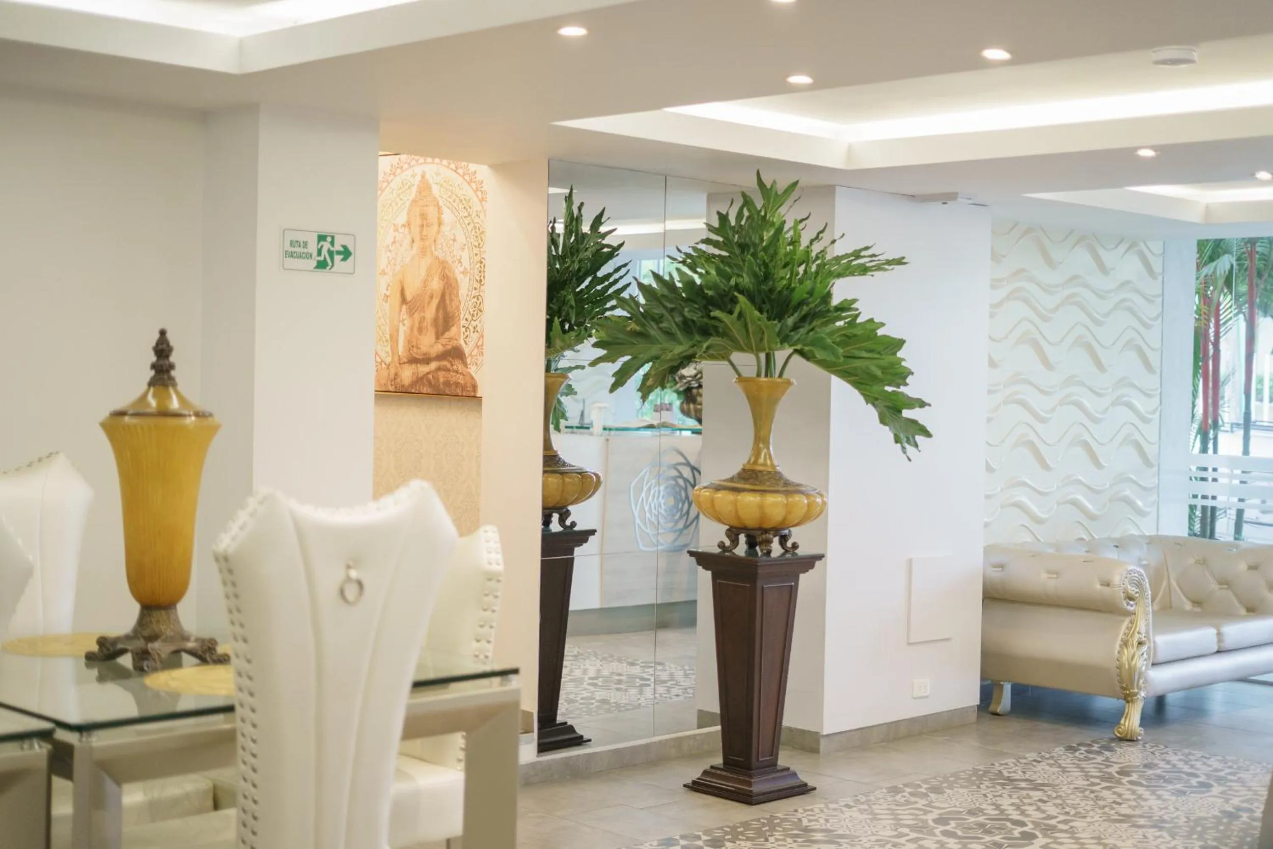 Living room in Recovery house by Zenya Host