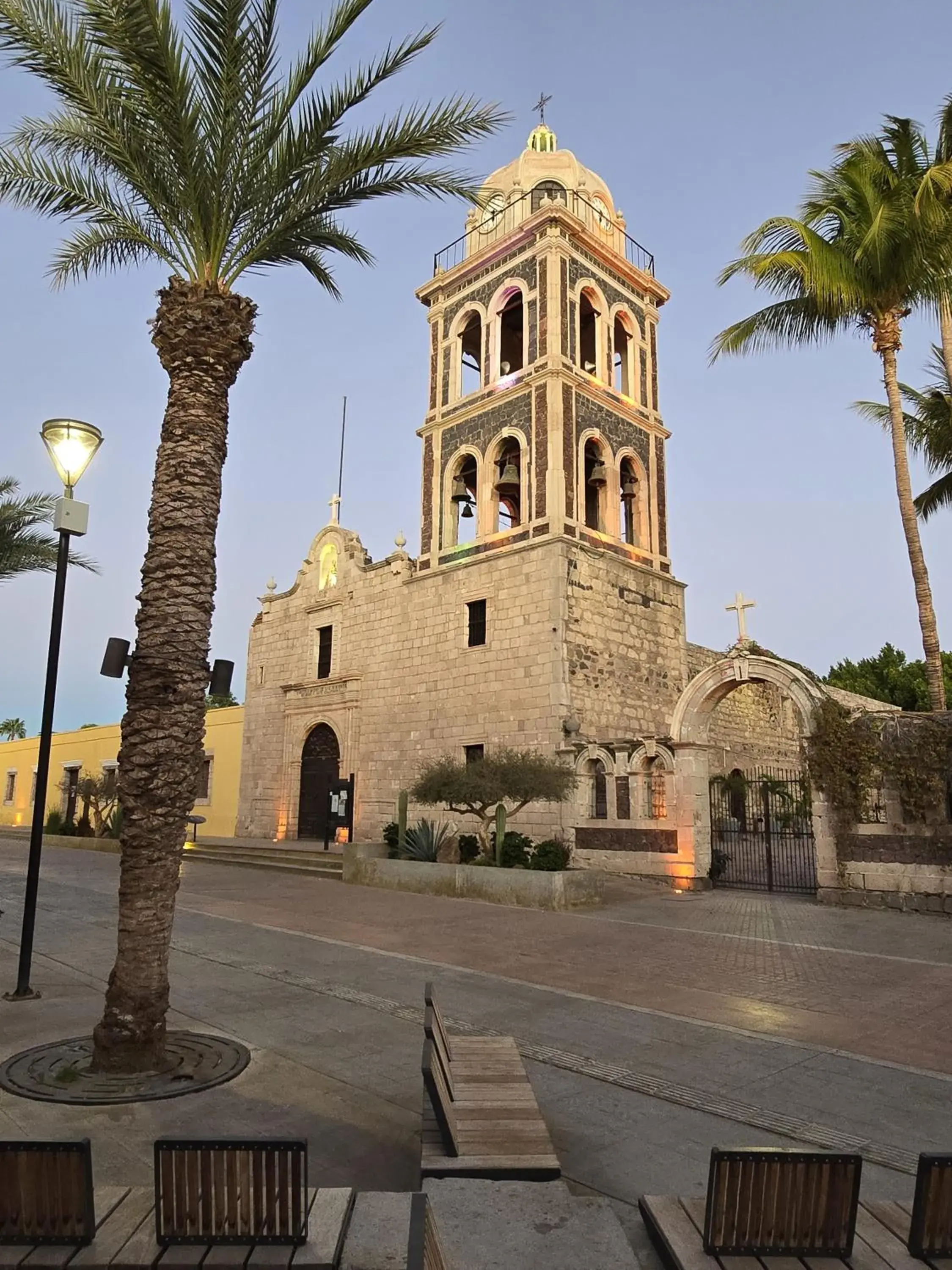 Nearby landmark in Hotel Loreto Palmar Nearby landmark in Hotel Loreto Palmar