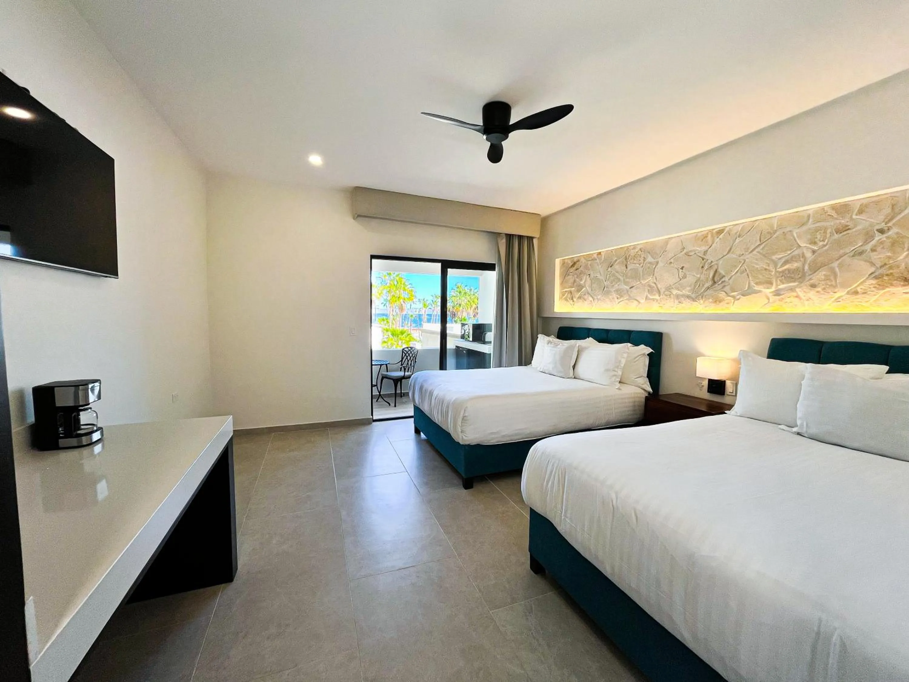 Bed in Hotel Loreto Palmar