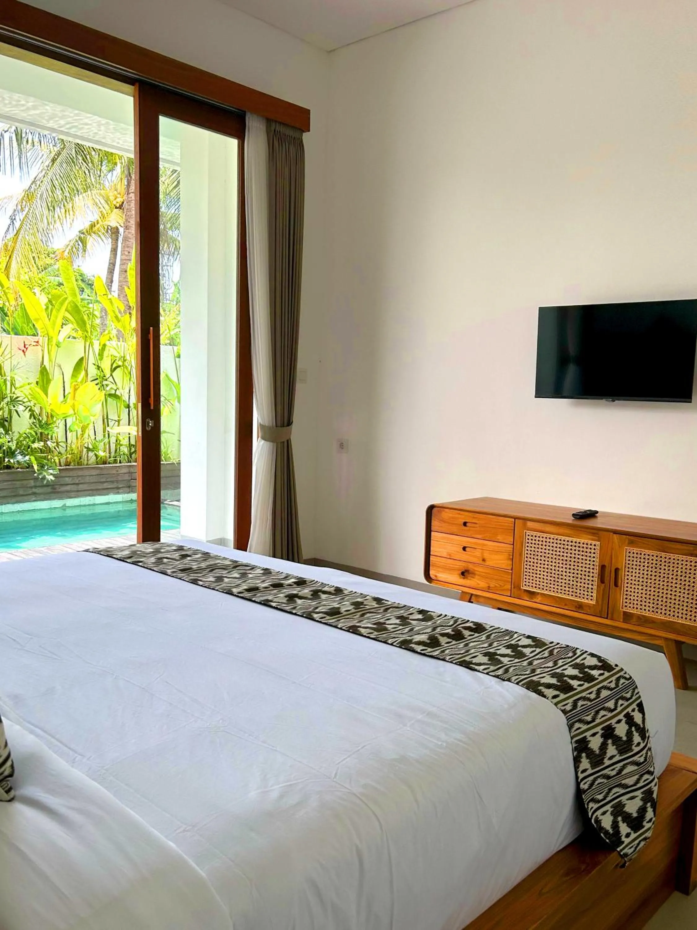 Bedroom, Bed in Kemari Ubud