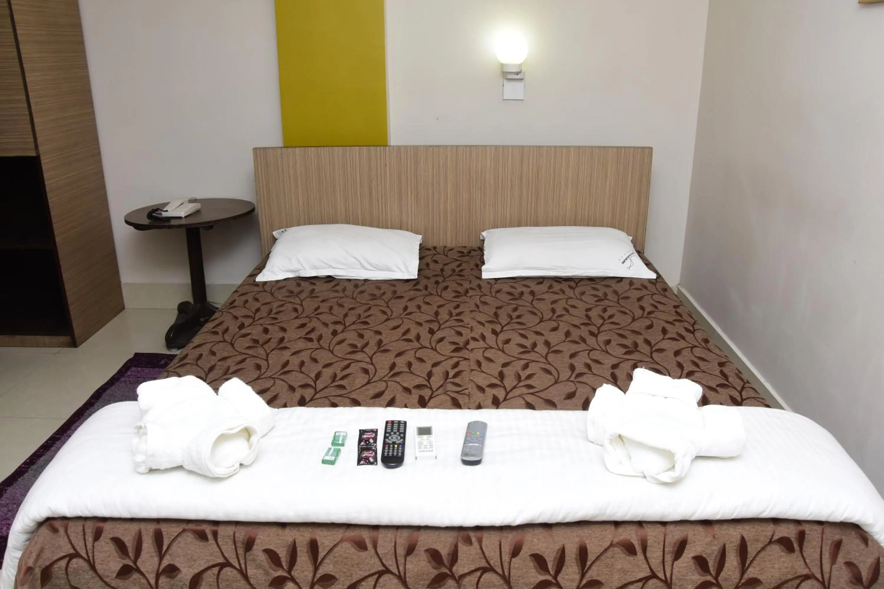 Photo of the whole room in Hotel Shreesh