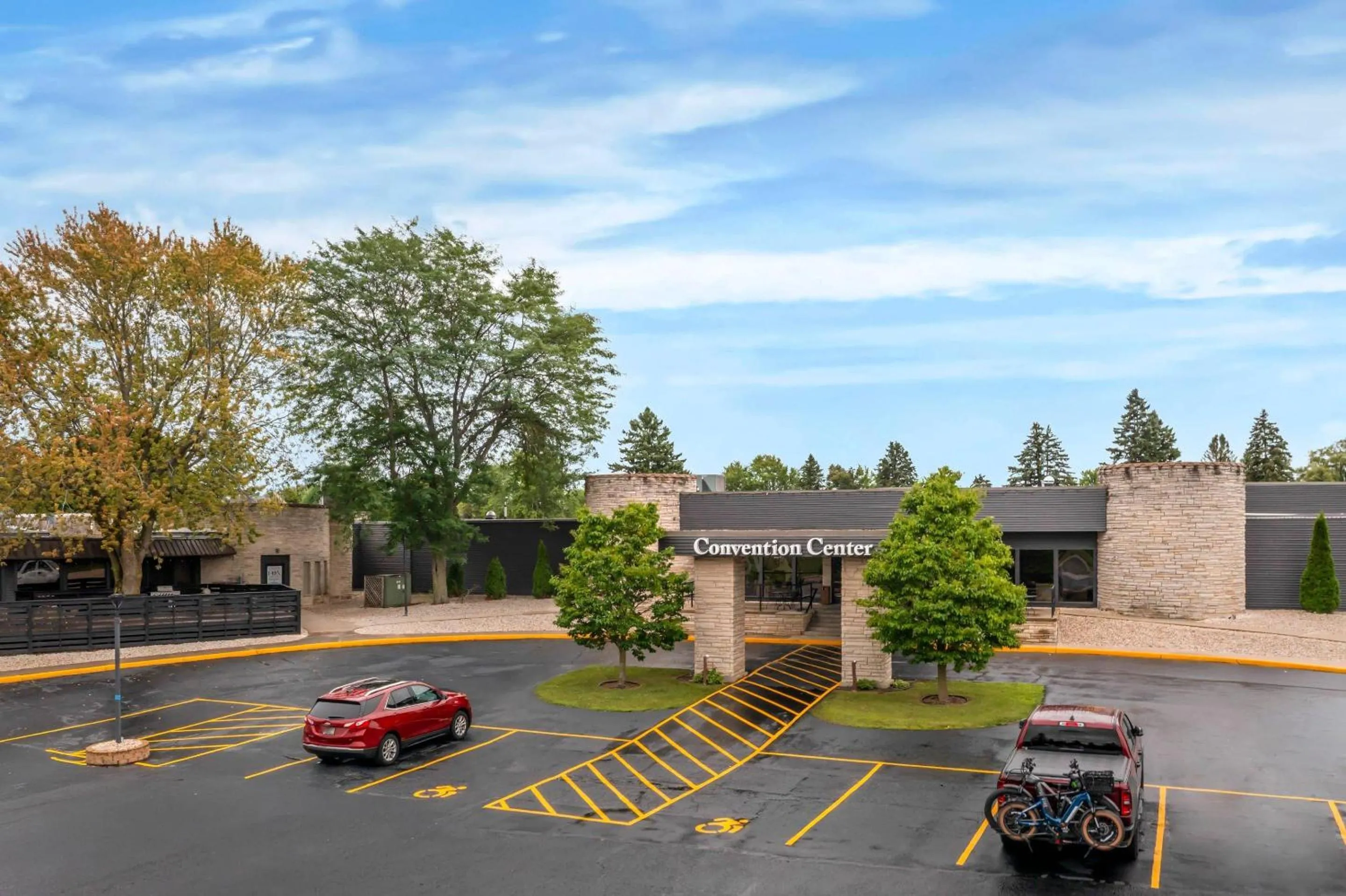 Fairway Inn and Suites